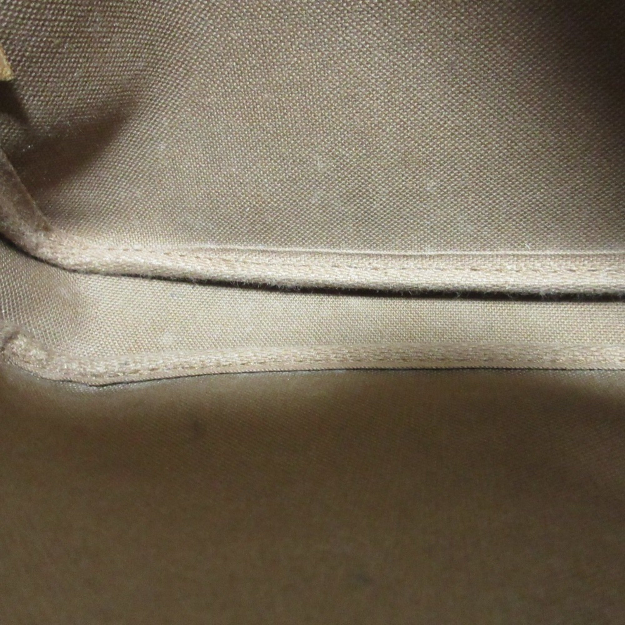 Louis Vuitton Brown Monogram Pouch (Pre-Owned)