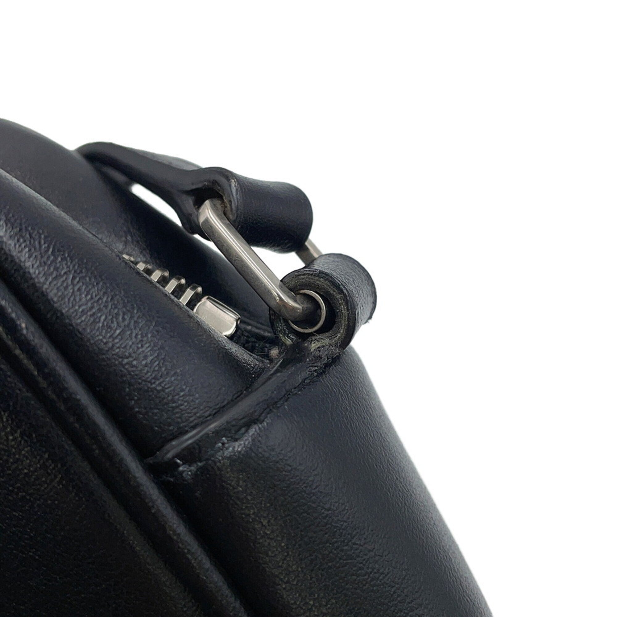 Yves Saint Laurent Black Leather Handbag Shoulder Bag (Pre-Owned)