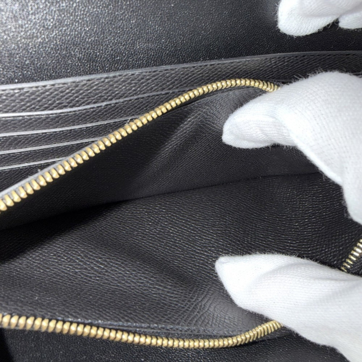 Hermes Black Epsom Leather Chain/Shoulder Wallet (Pre-Owned)