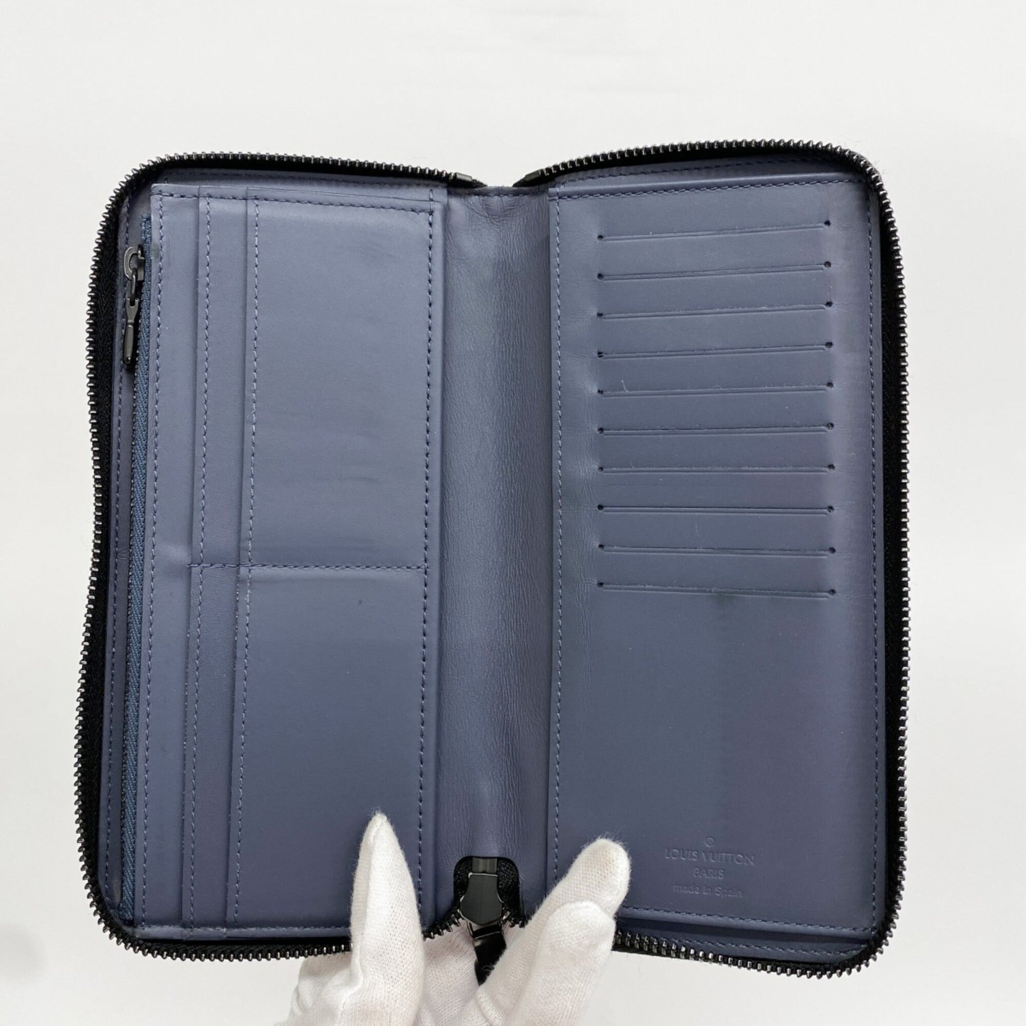 Louis Vuitton Navy Long Wallet (Bi-Fold) (Pre-Owned)