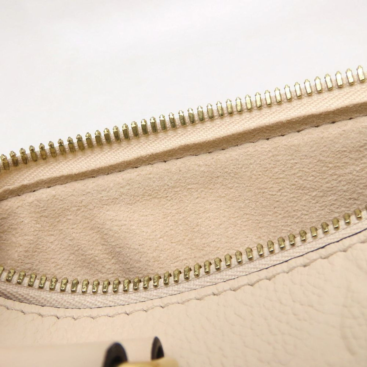 Louis Vuitton Cream Monogram Empreinte Handbag (Pre-Owned)