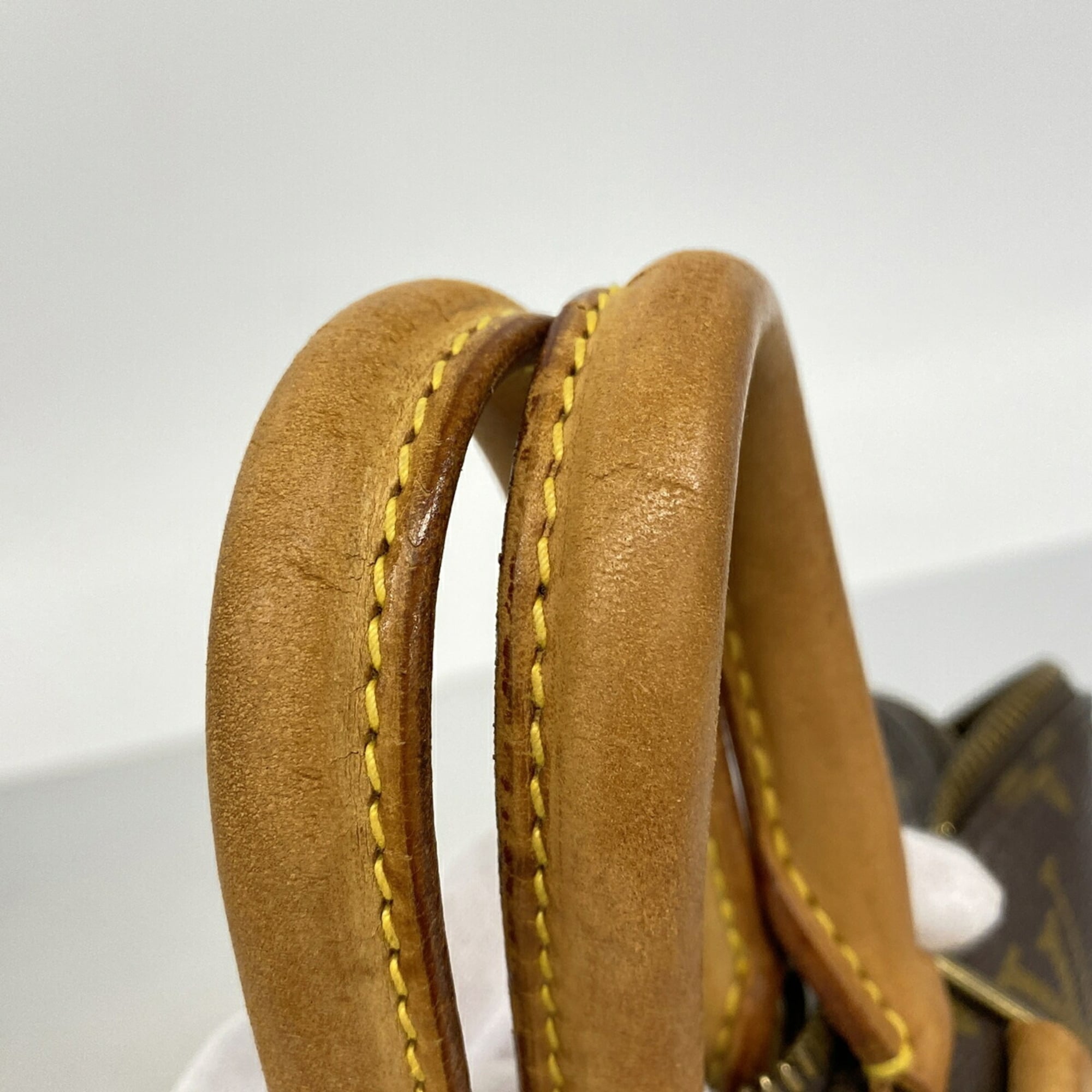 Louis Vuitton Brown Handbag (Pre-Owned)