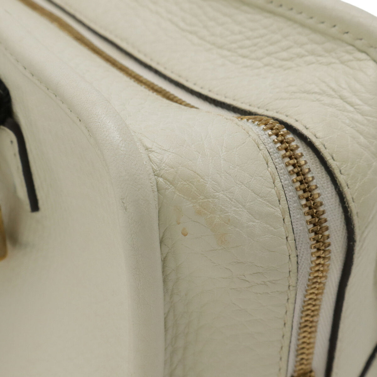 Loewe Ivory Leather Handbag Shoulder Bag (Pre-Owned)