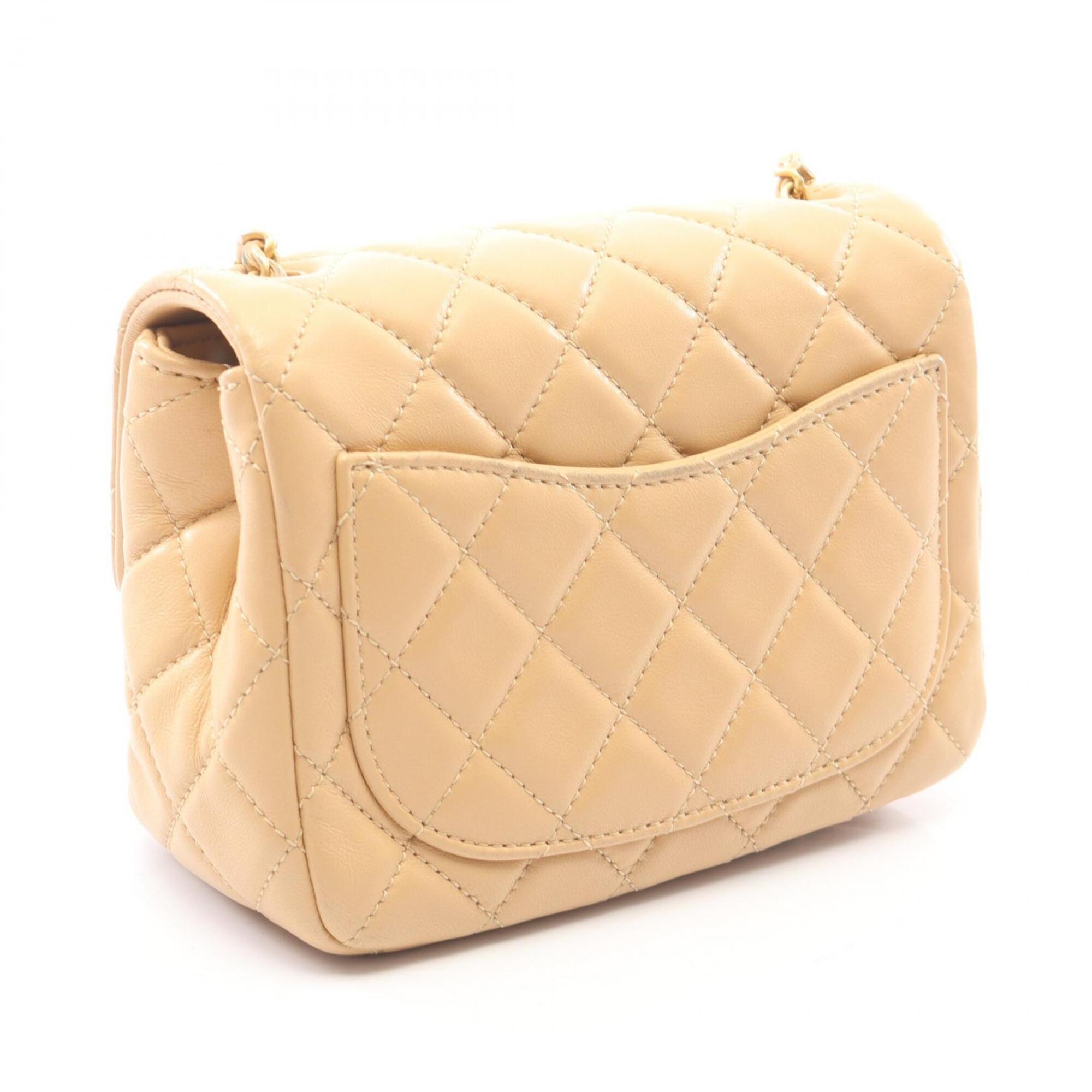 Chanel Matelasse Beige Leather Handbag Shoulder Bag (Pre-Owned)