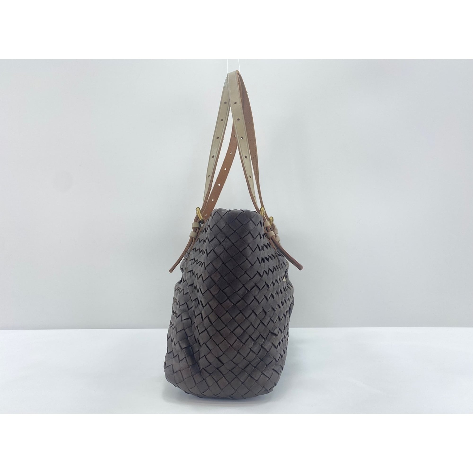 Bottega Veneta Brown Shoulder Bag (Pre-Owned)
