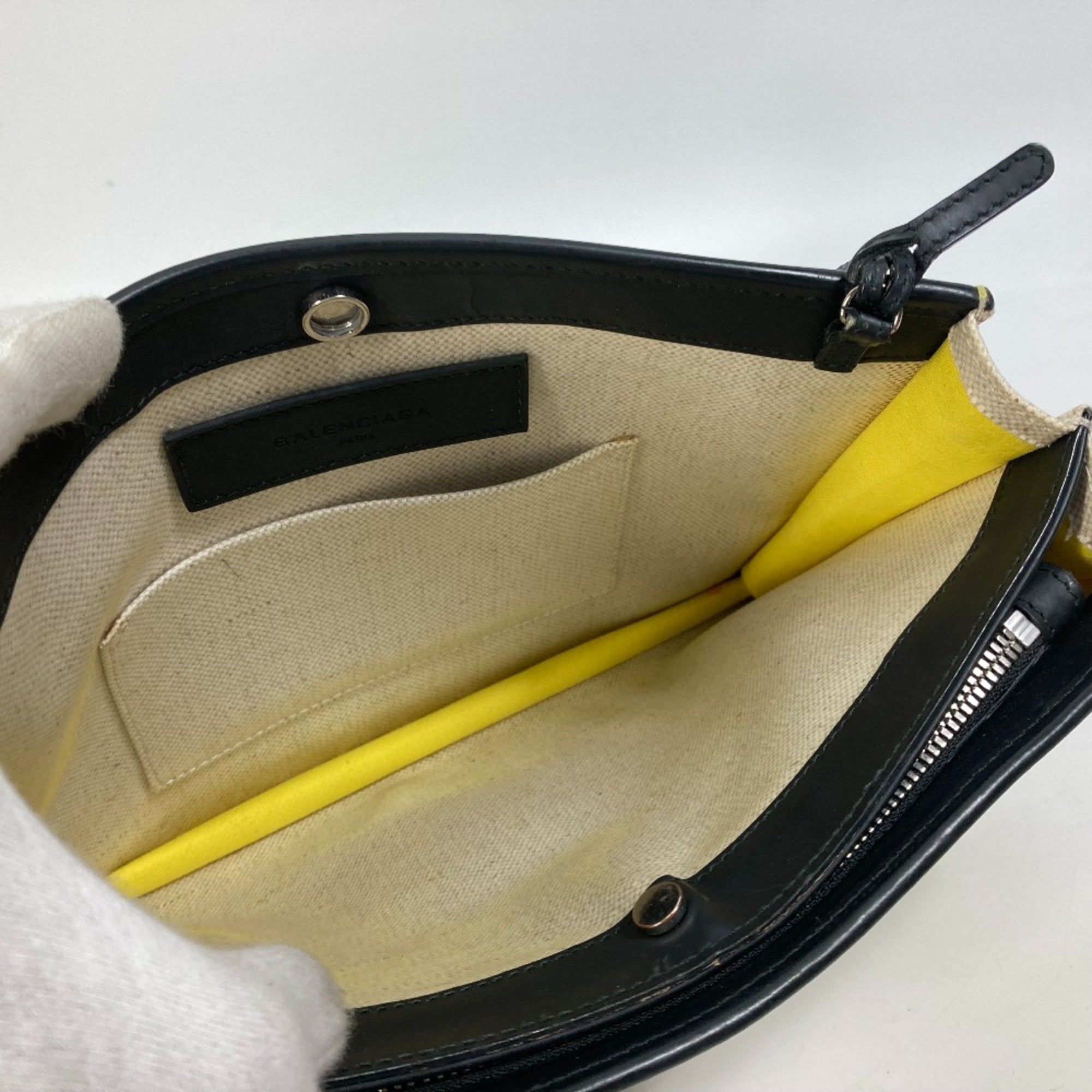 Balenciaga Yellow Leather Shoulder Bag (Pre-Owned)