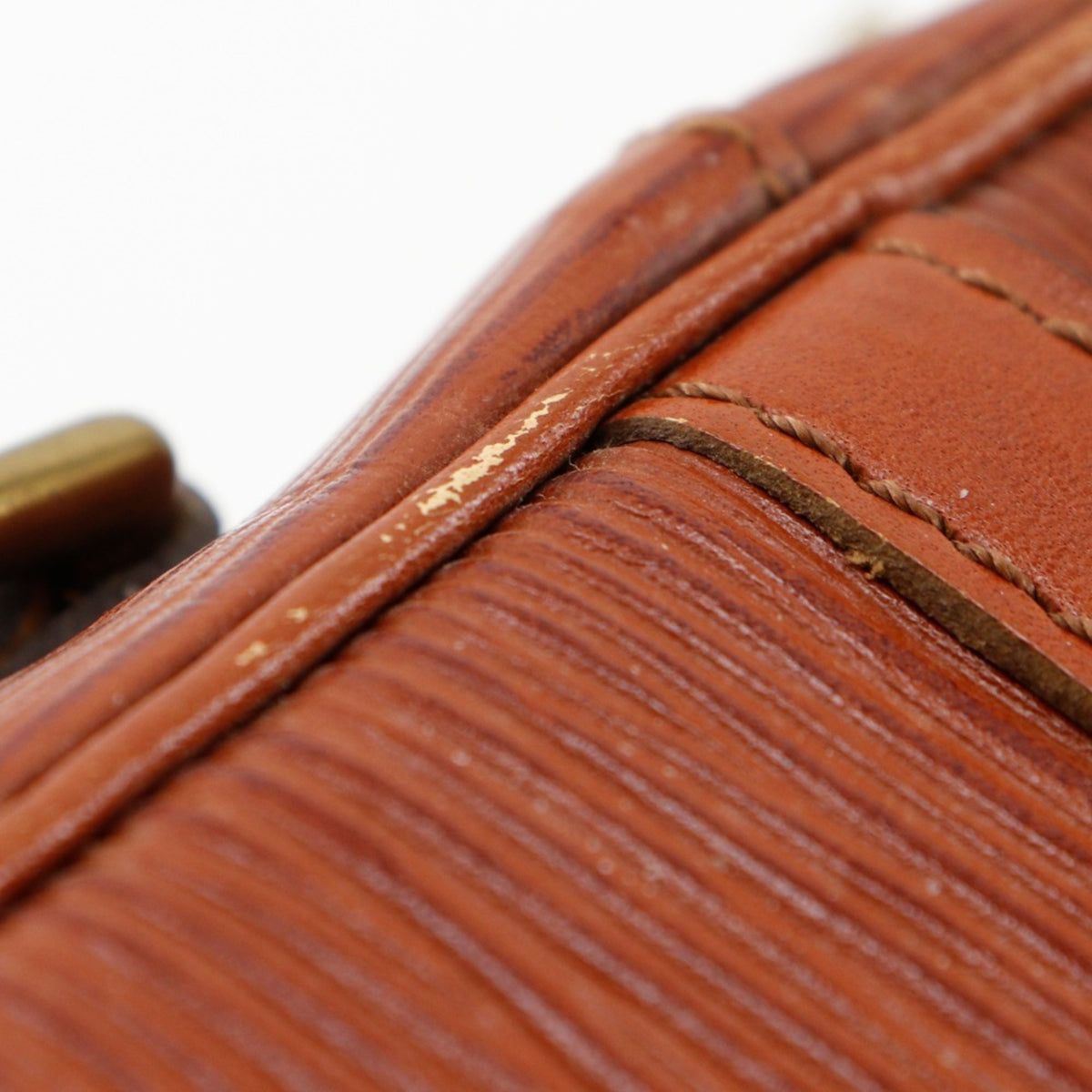 Louis Vuitton Brown Epi Leather Shoulder Bag (Pre-Owned)