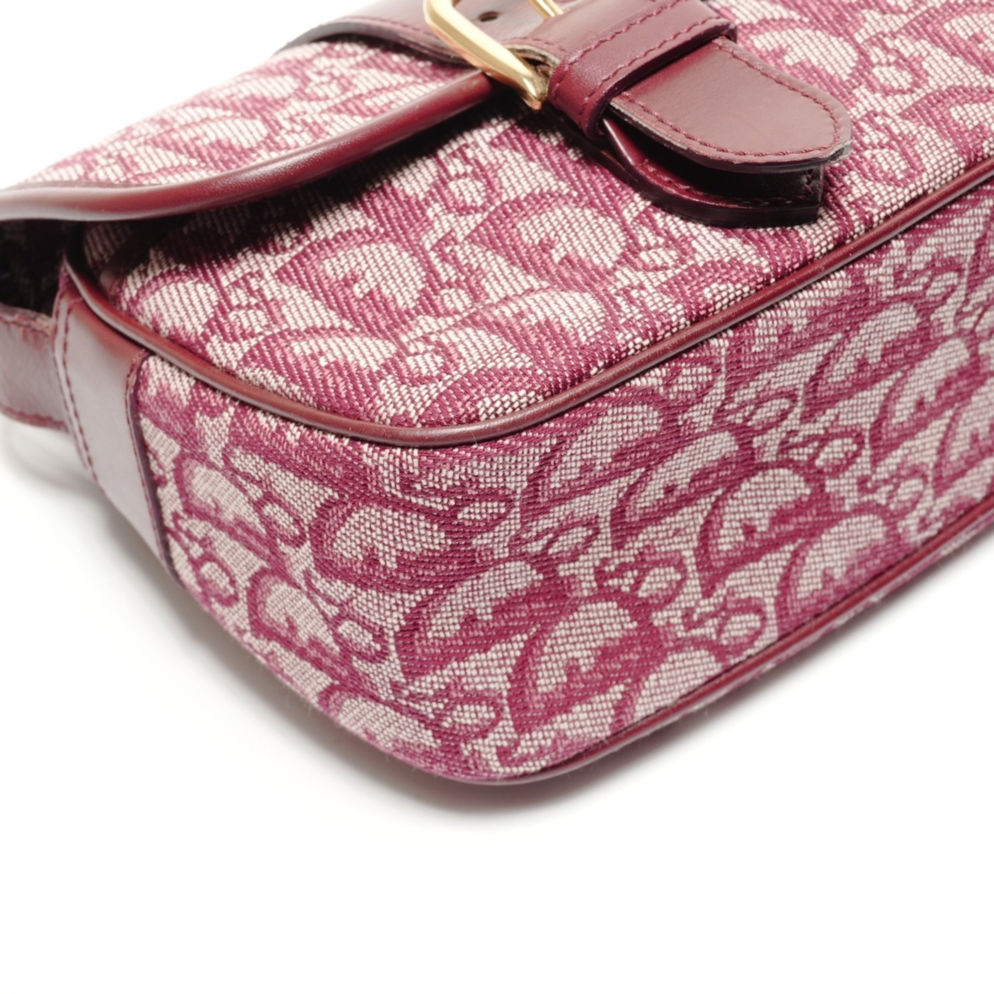 Christian Dior Red Color Shoulder Bag (Pre-Owned)
