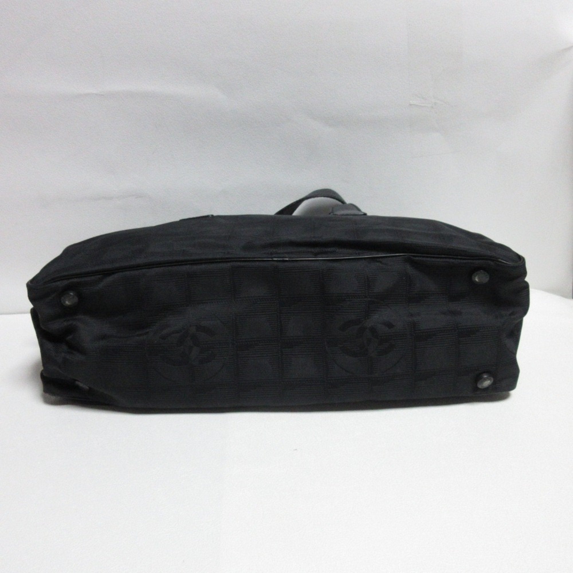 Chanel Black New Travel Line Boston Bag Handbag (Pre-Owned)
