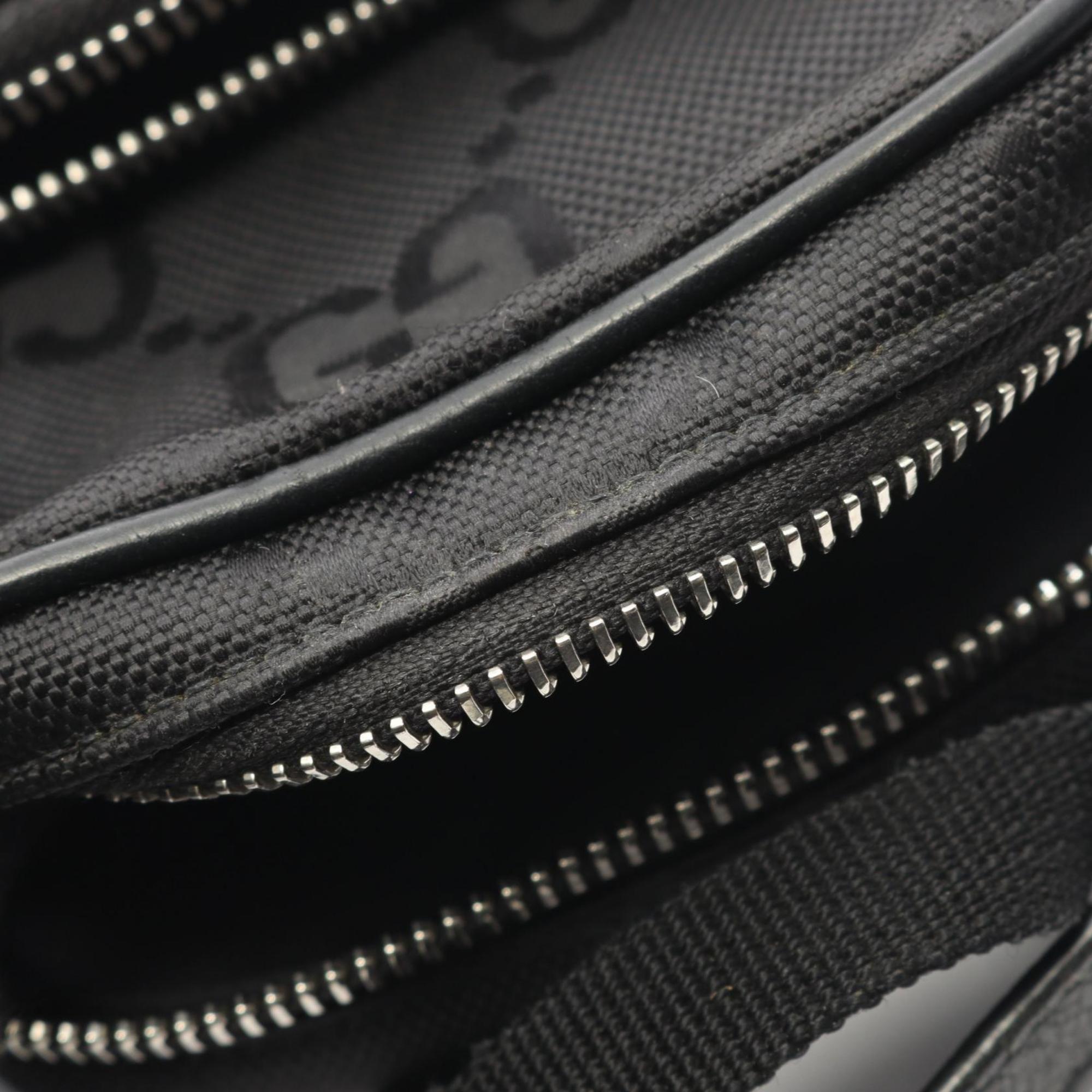 Gucci Black Leather Nylon Canvas Shoulder Bag (Pre-Owned)
