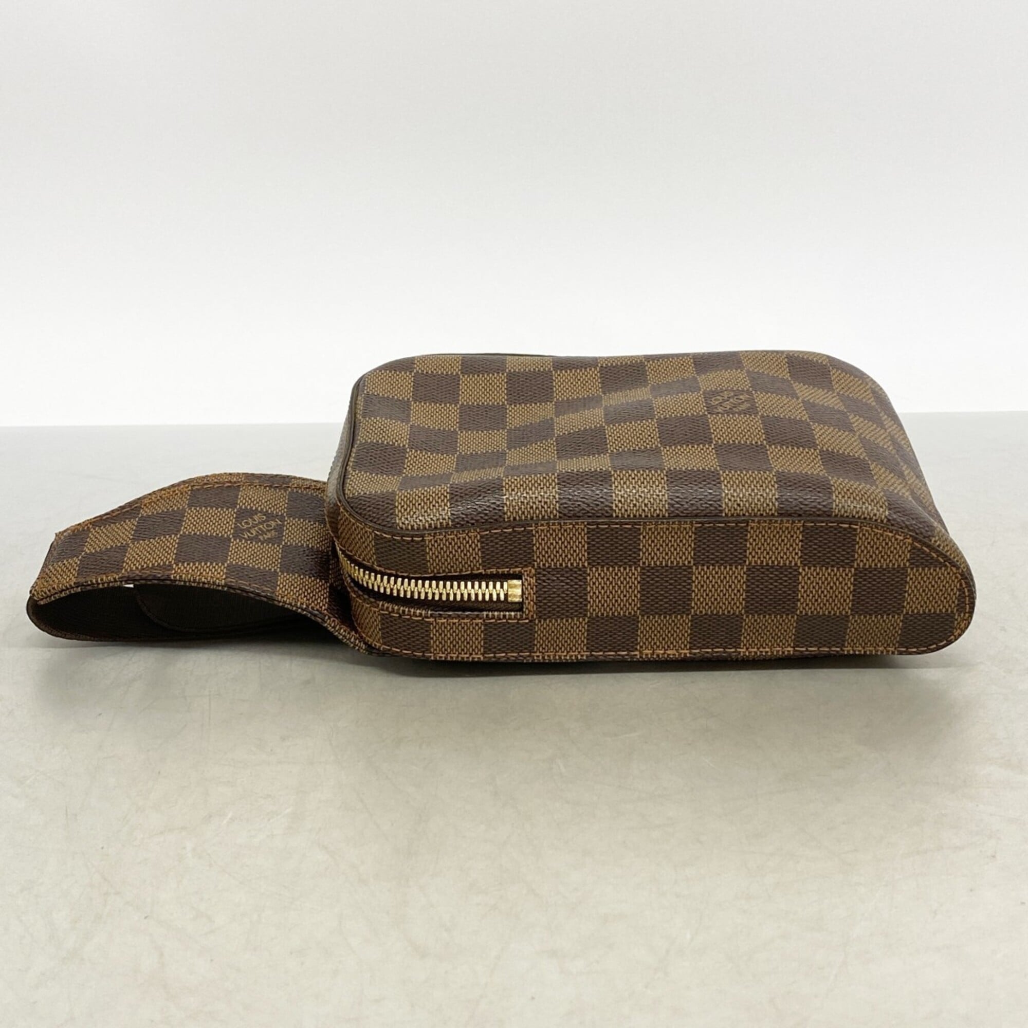 Louis Vuitton Brown Sling Bag (Pre-Owned)