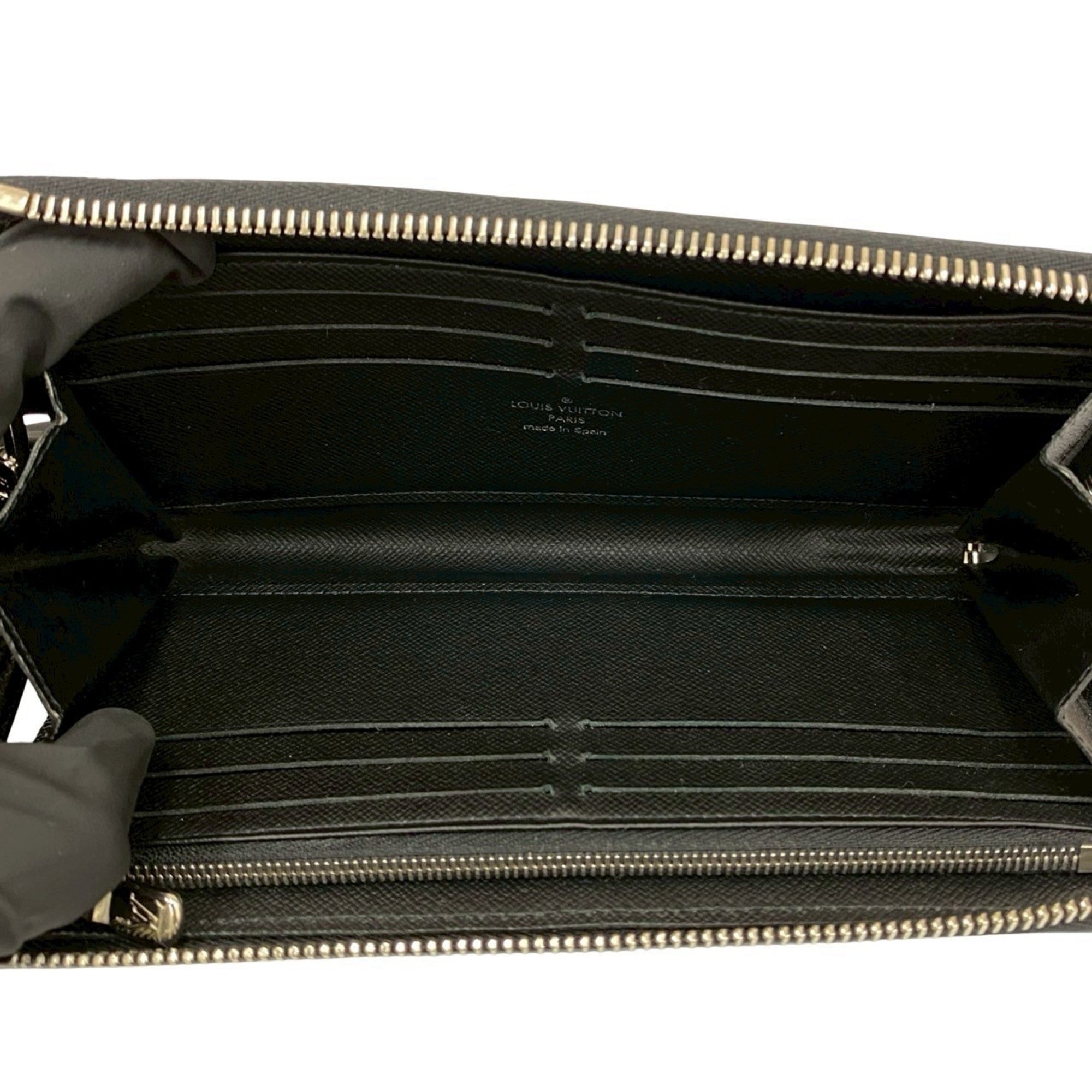 Louis Vuitton Black Leather Long Wallet (Bi-Fold) (Pre-Owned)