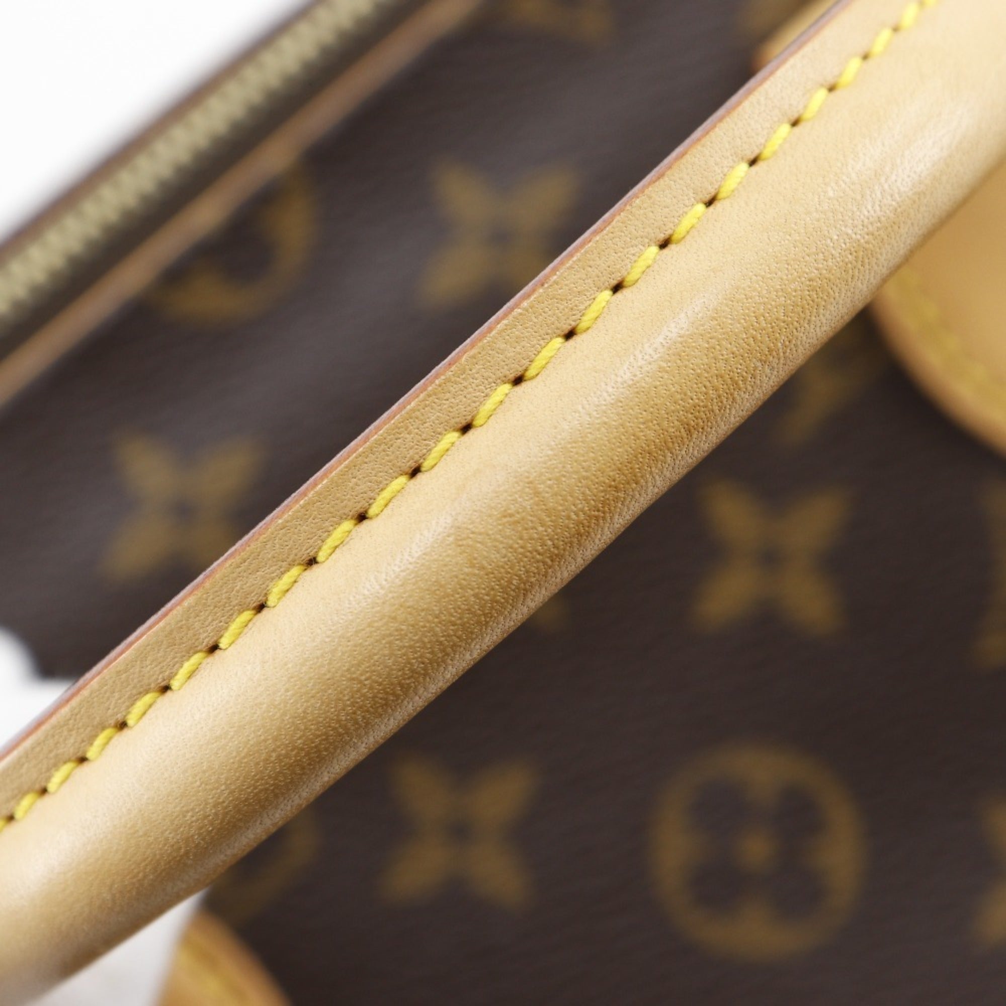 Louis Vuitton Monogram Brown Monogram Handbag (Pre-Owned)