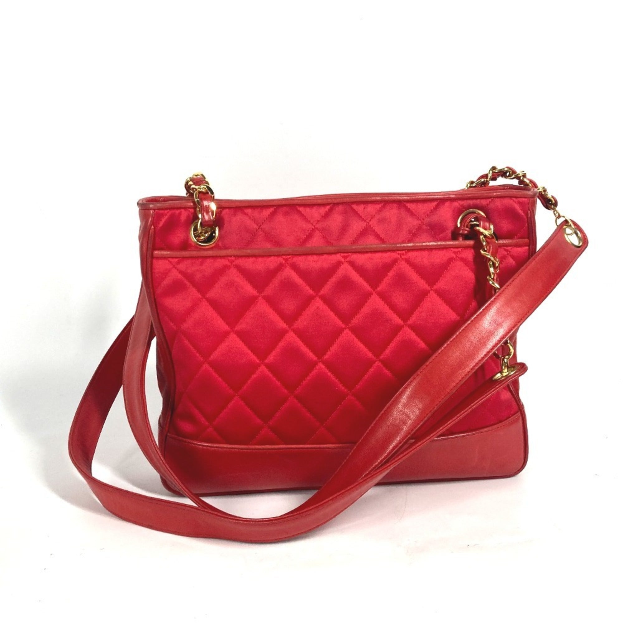 Chanel Red Color Satin Leather Shoulder Bag Tote Bag (Pre-Owned)