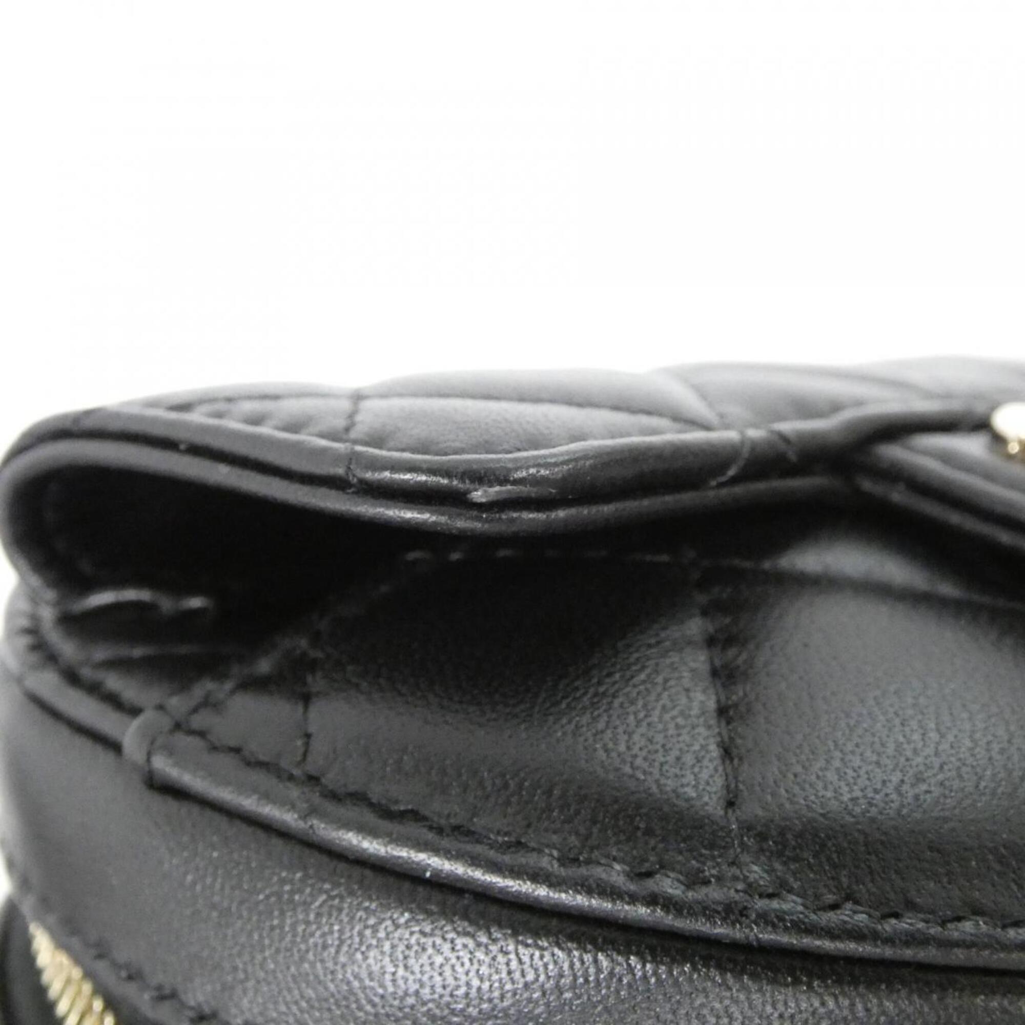 Chanel Black Leather Fanny Pack (Pre-Owned)