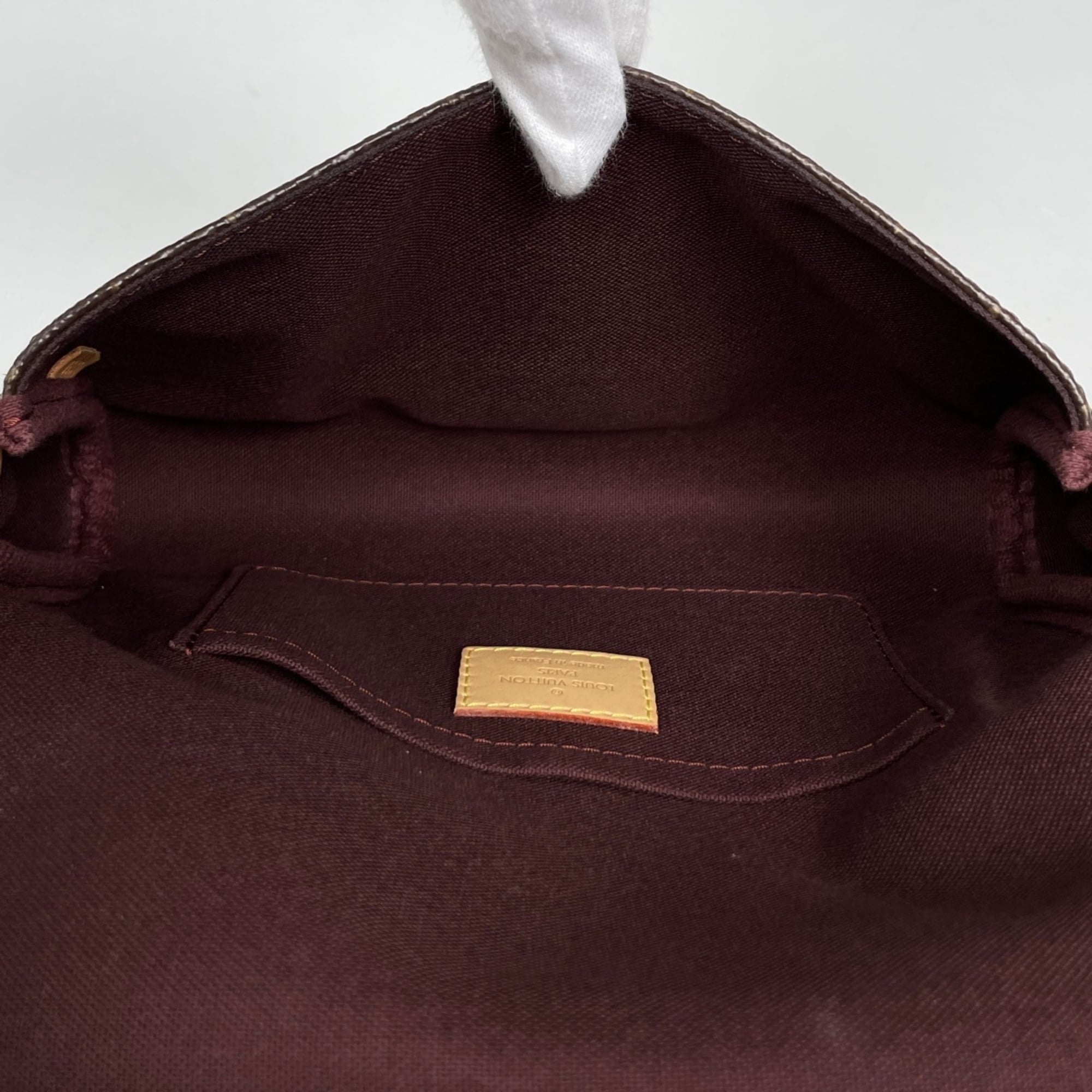 Louis Vuitton Brown Monogram Handbag Pouch Shoulder Bag (Pre-Owned)