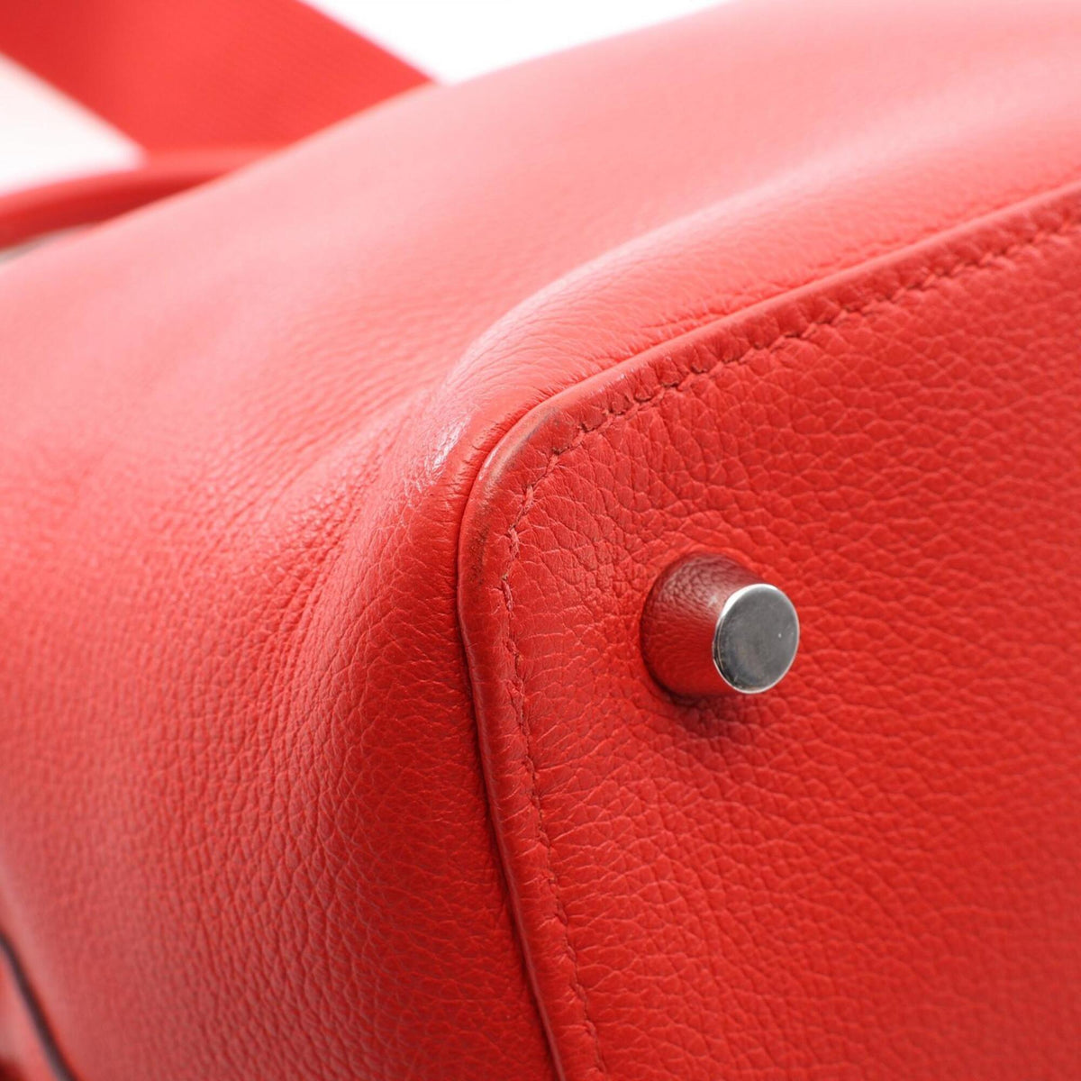 Hermes Red Color Evercalf Leather Handbag (Pre-Owned)