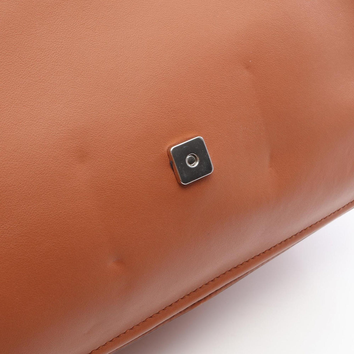 Tod's Brown Leather Handbag (Pre-Owned)