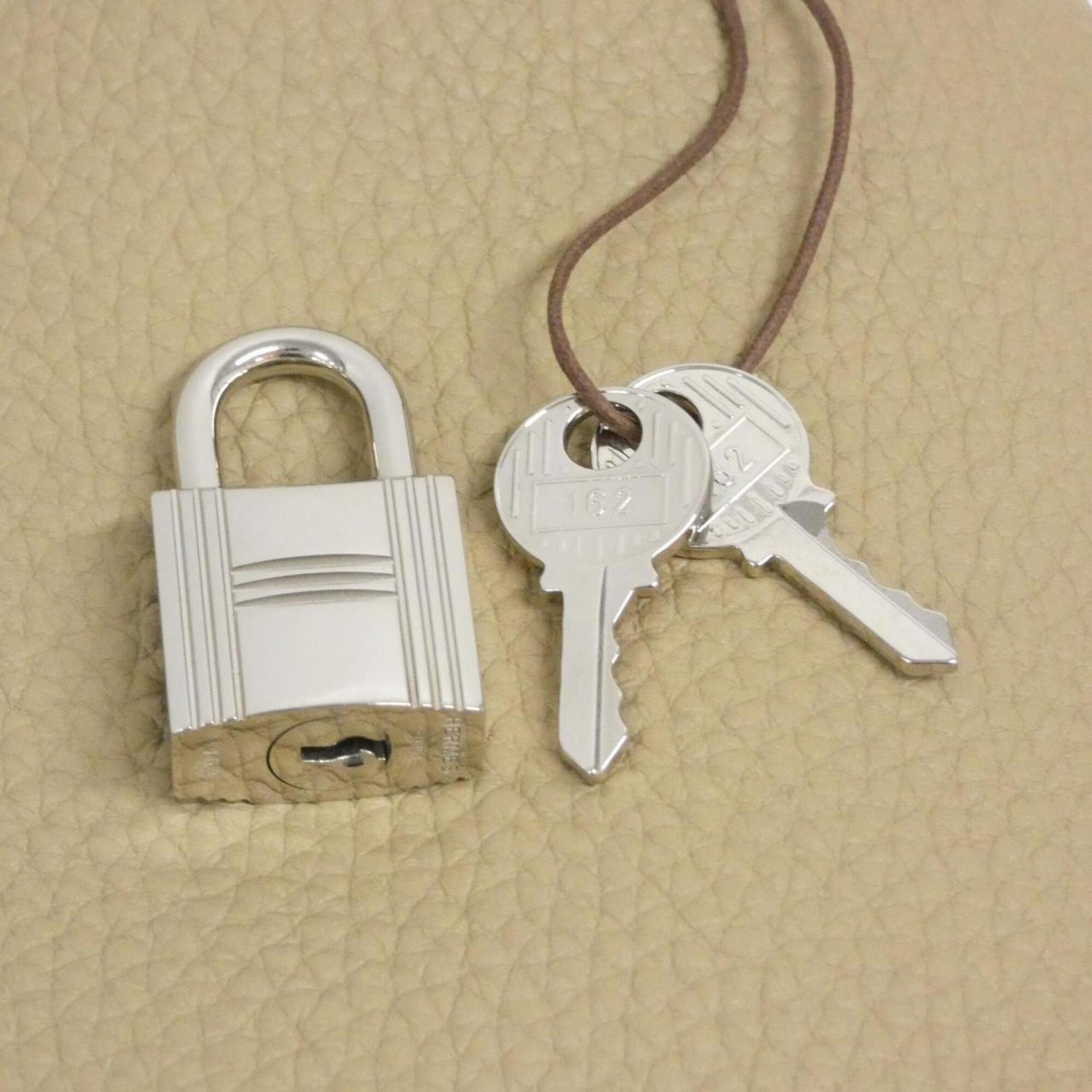 Hermes Beige Taurillon Clemence Leather Handbag (Pre-Owned)