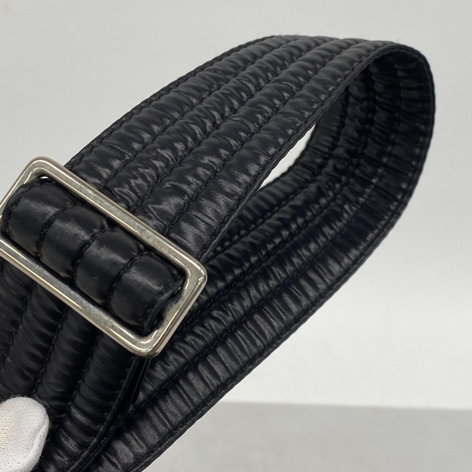 Chanel Black Nylon Shoulder Bag (Pre-Owned)