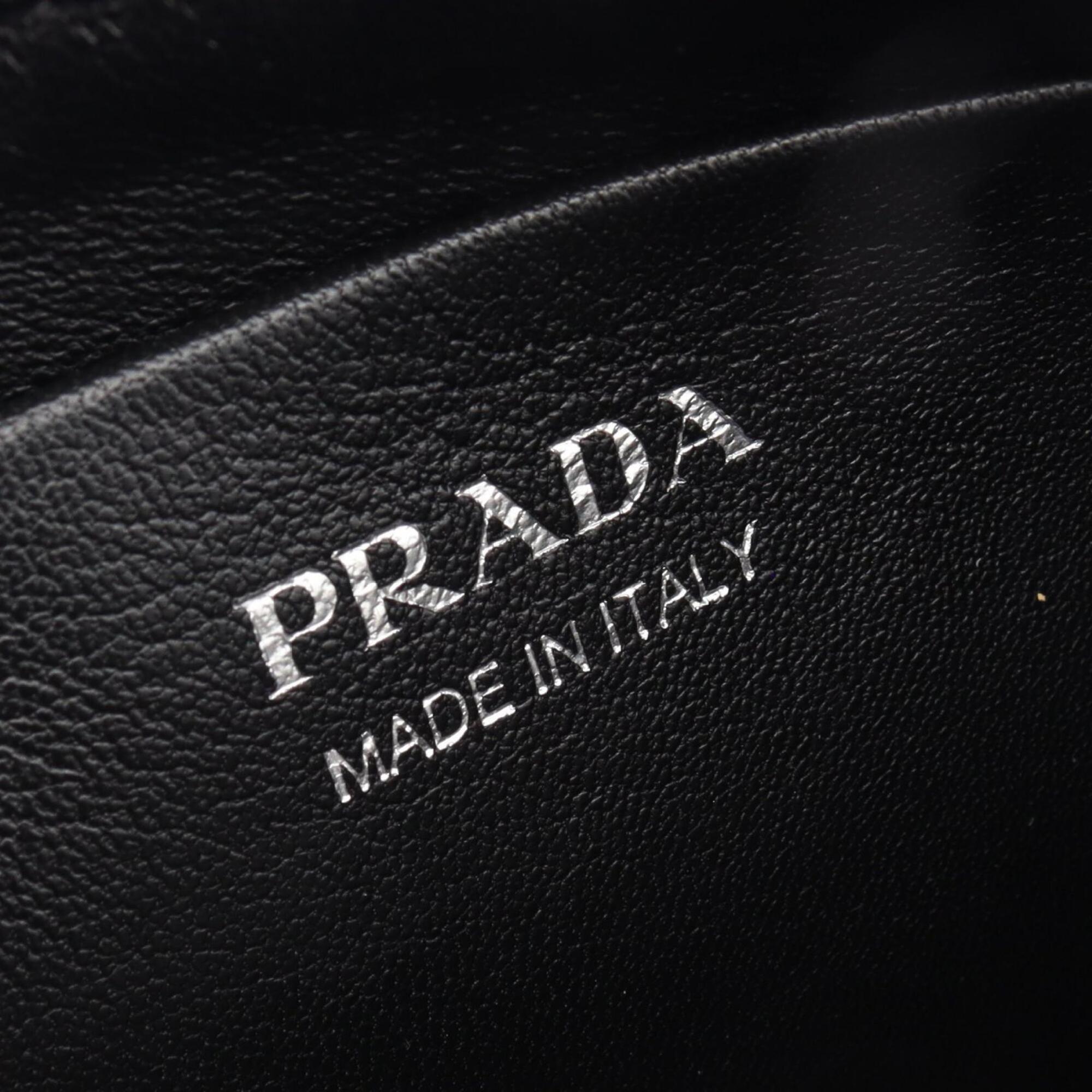 Prada Black Leather Handbag Shoulder Bag (Pre-Owned)