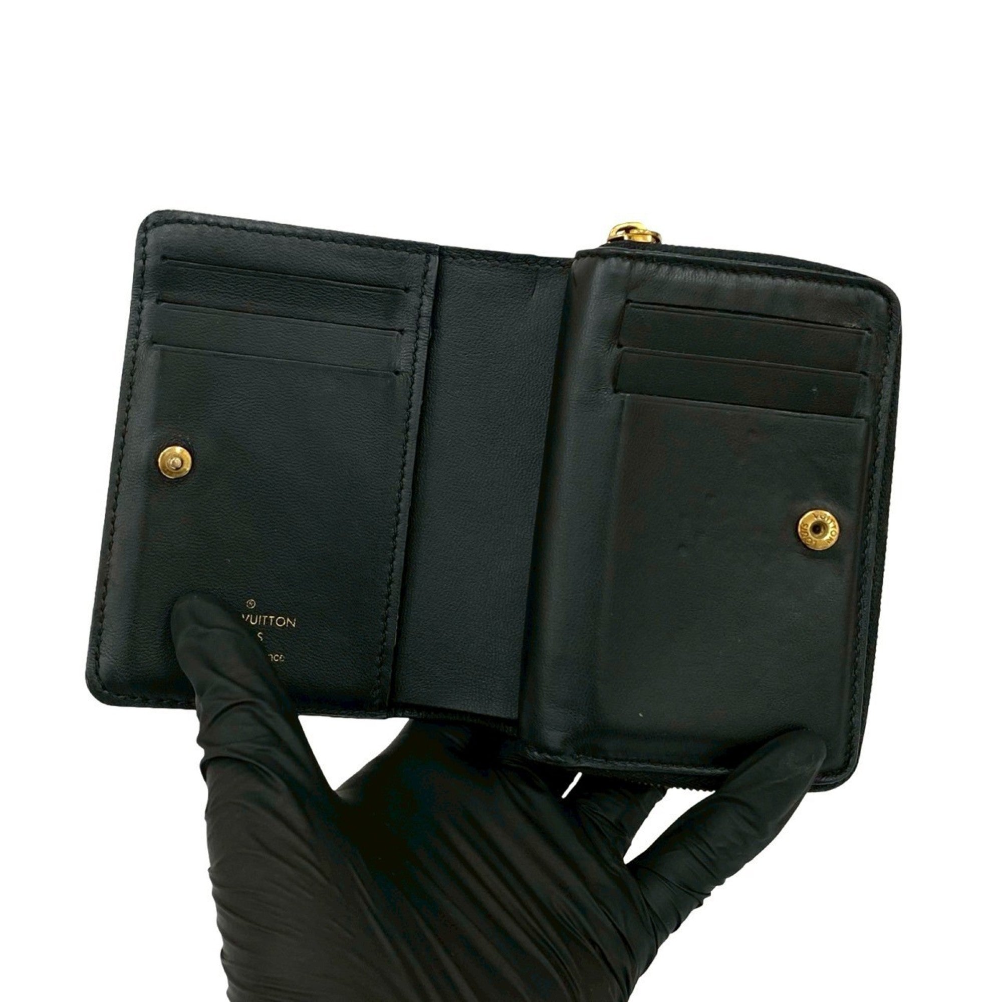 Louis Vuitton Black Leather Wallet (Bi-Fold) (Pre-Owned)