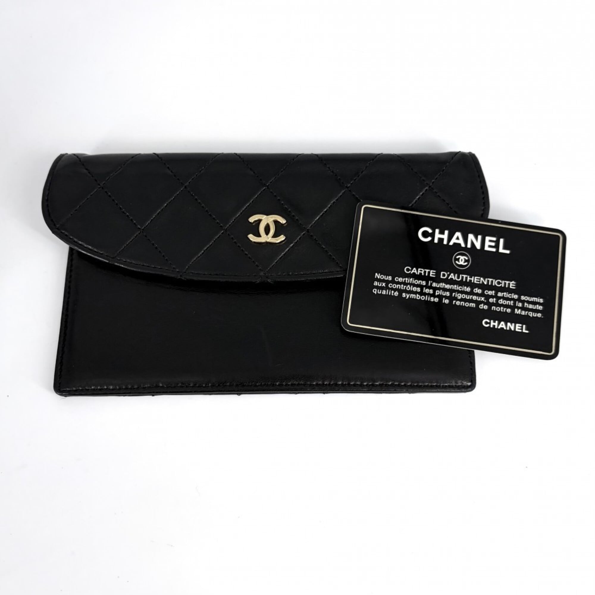Chanel Matelasse Black Leather Shoulder Bag (Pre-Owned)