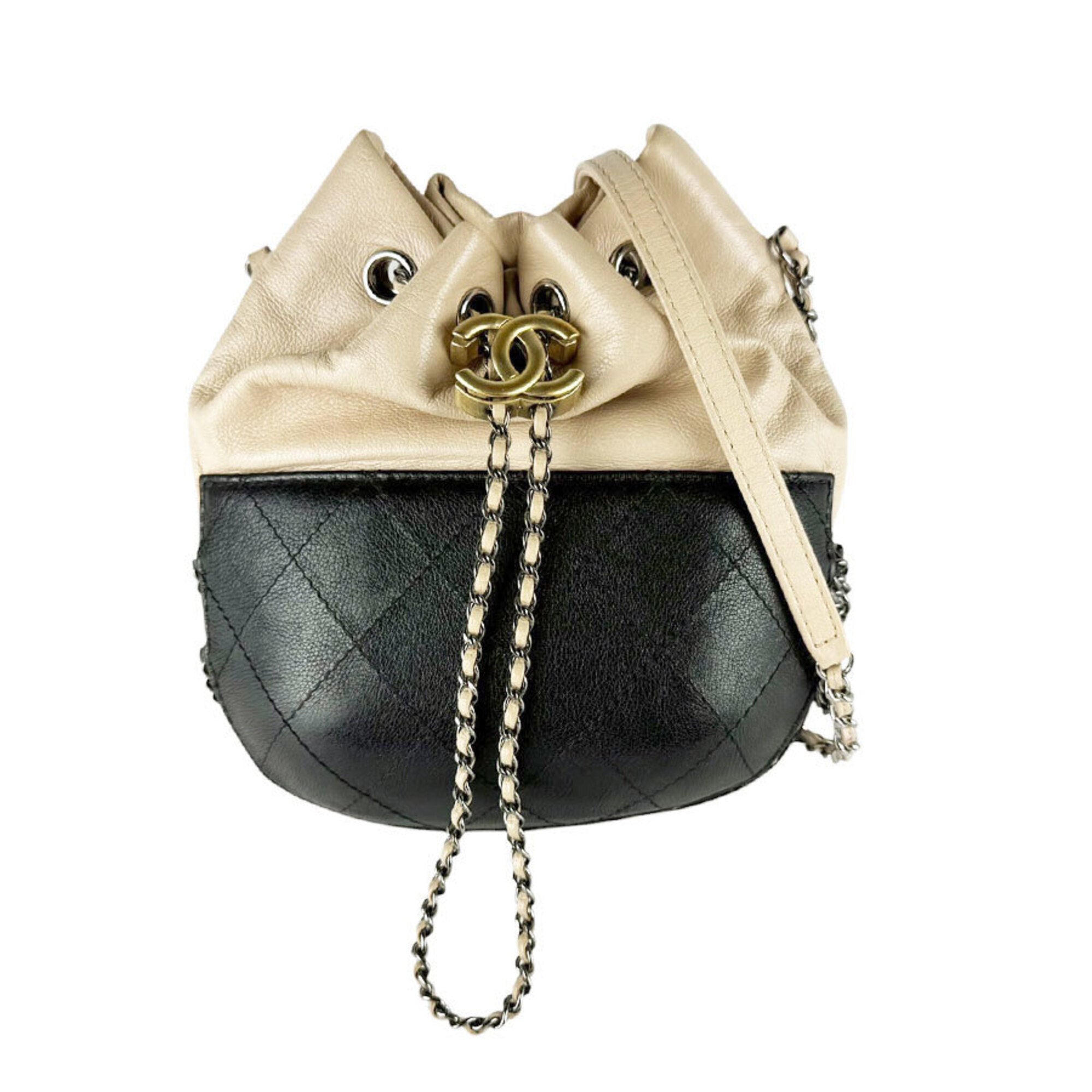 Chanel Beige Black Leather Shoulder Bag (Pre-Owned)