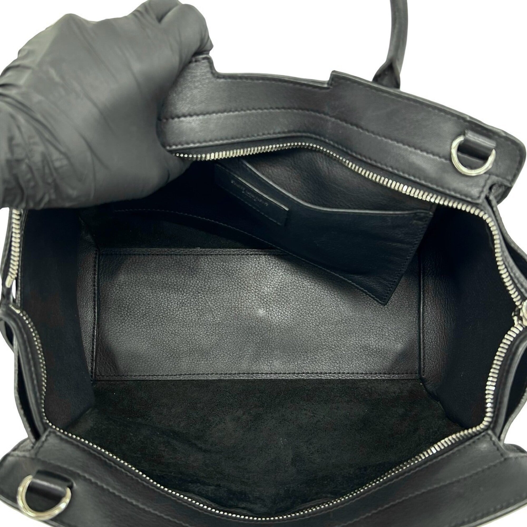 Saint Laurent Black Leather Handbag Shoulder Bag (Pre-Owned)