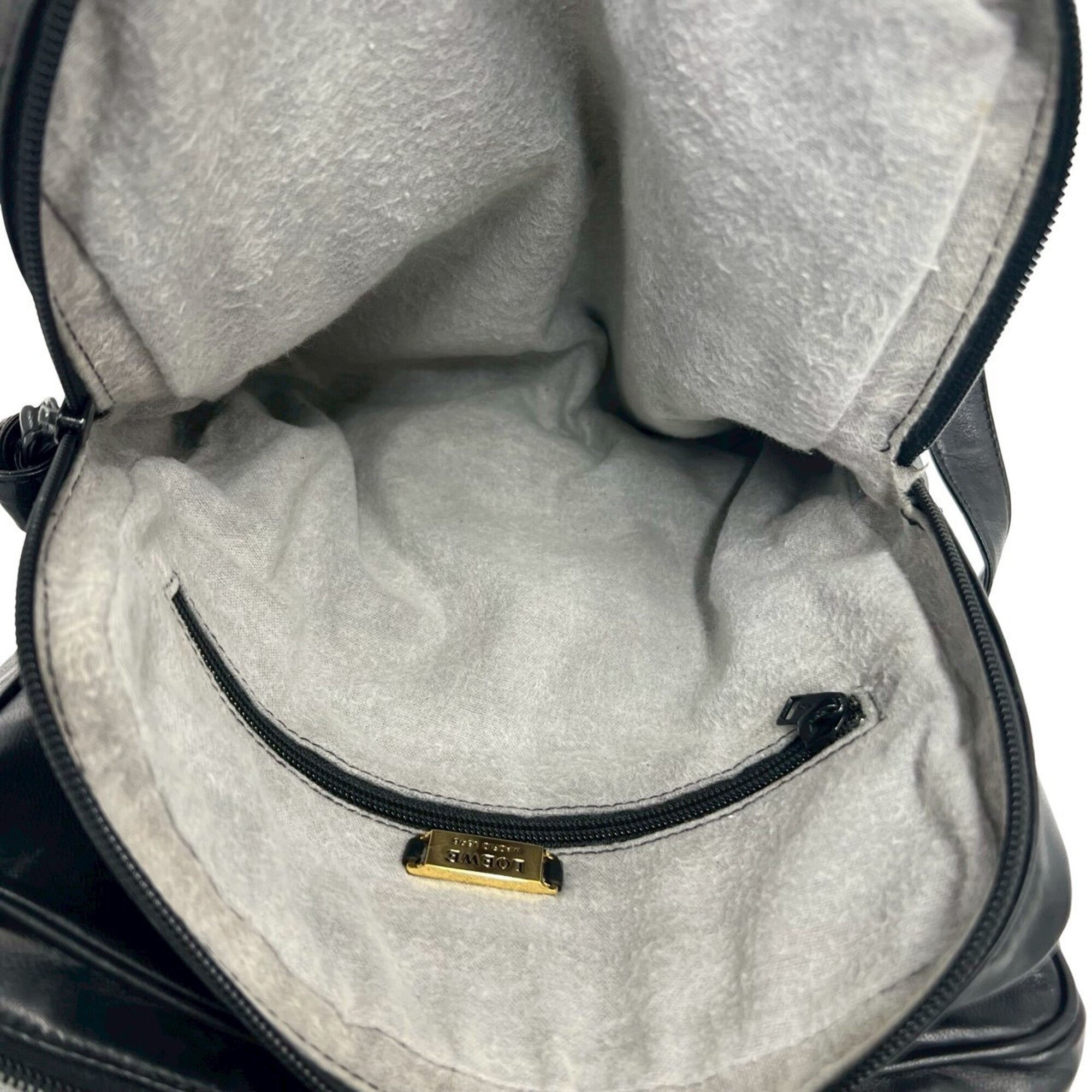 Loewe Black Leather Shoulder Bag Tote Bag (Pre-Owned)