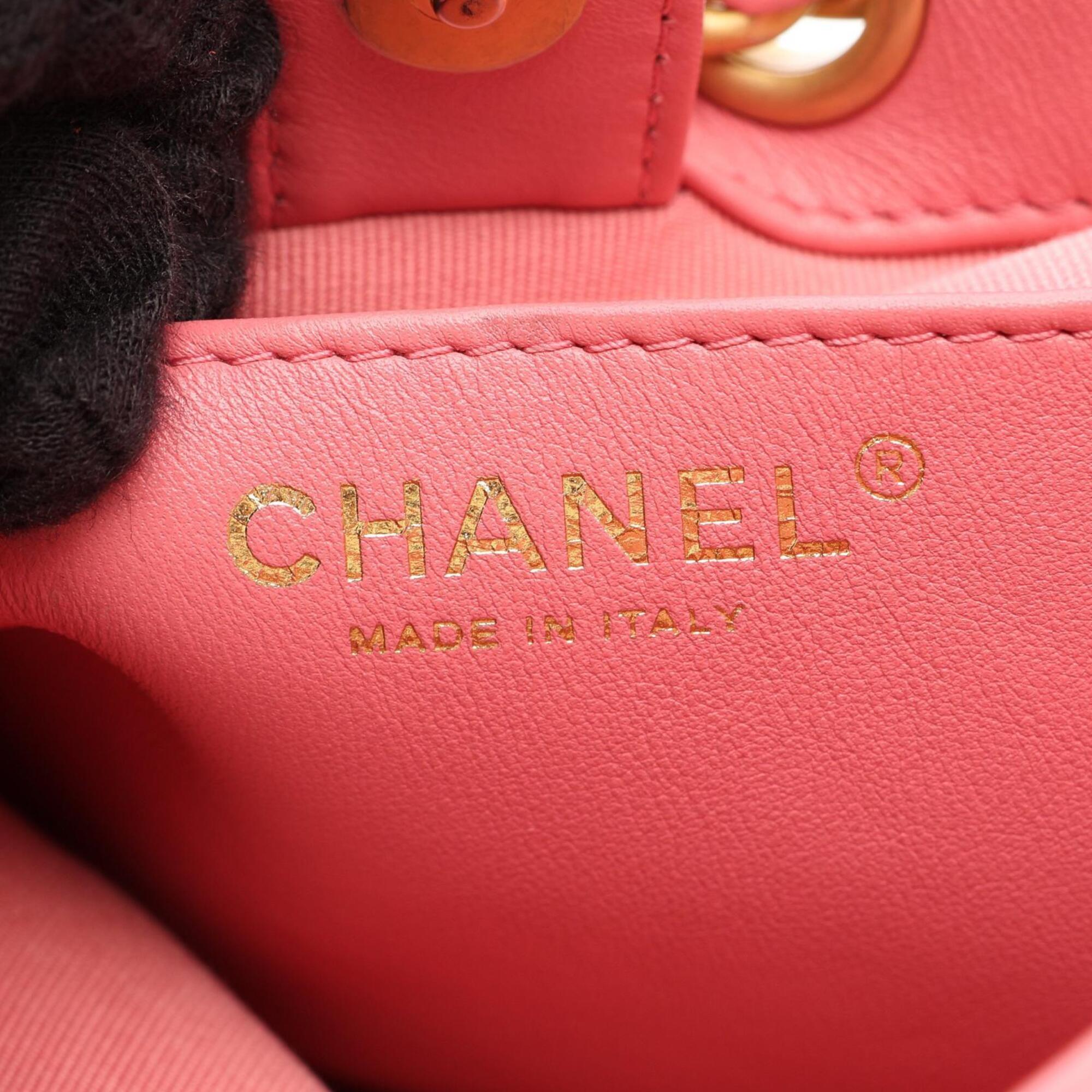 Chanel Pink Leather Handbag Shoulder Bag (Pre-Owned)