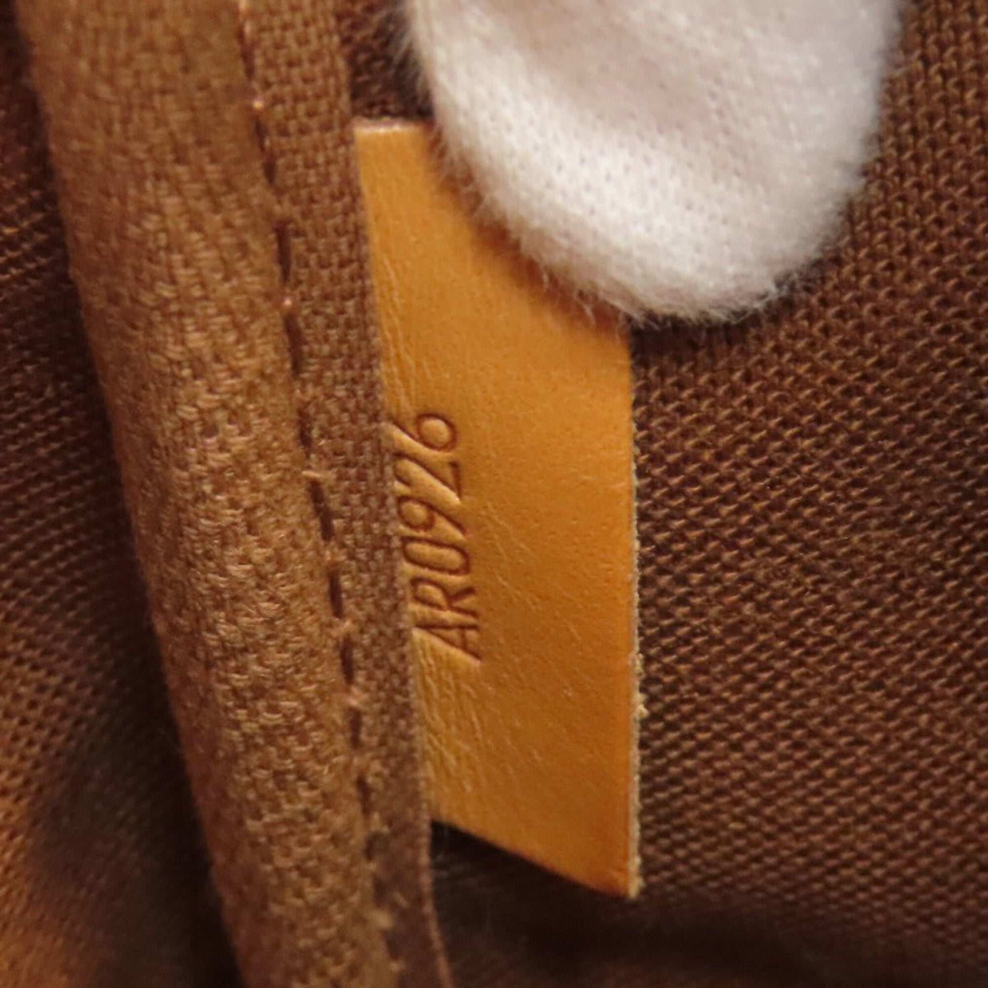 Louis Vuitton Monogram Monogram Canvas Shoulder Bag (Pre-Owned)