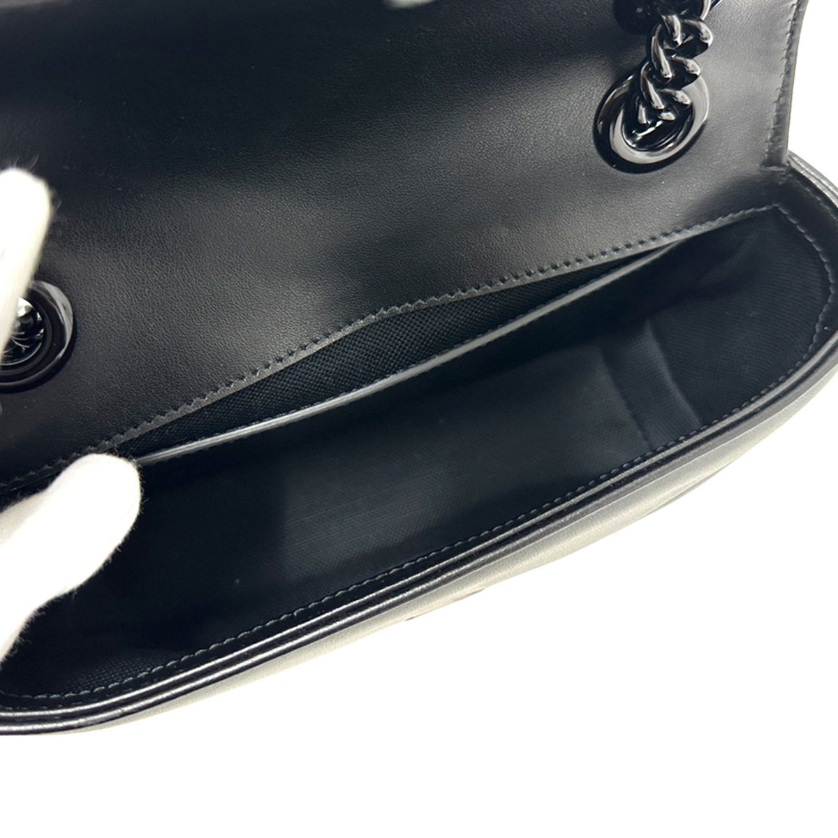 Gucci Black Leather Shoulder Bag (Pre-Owned)
