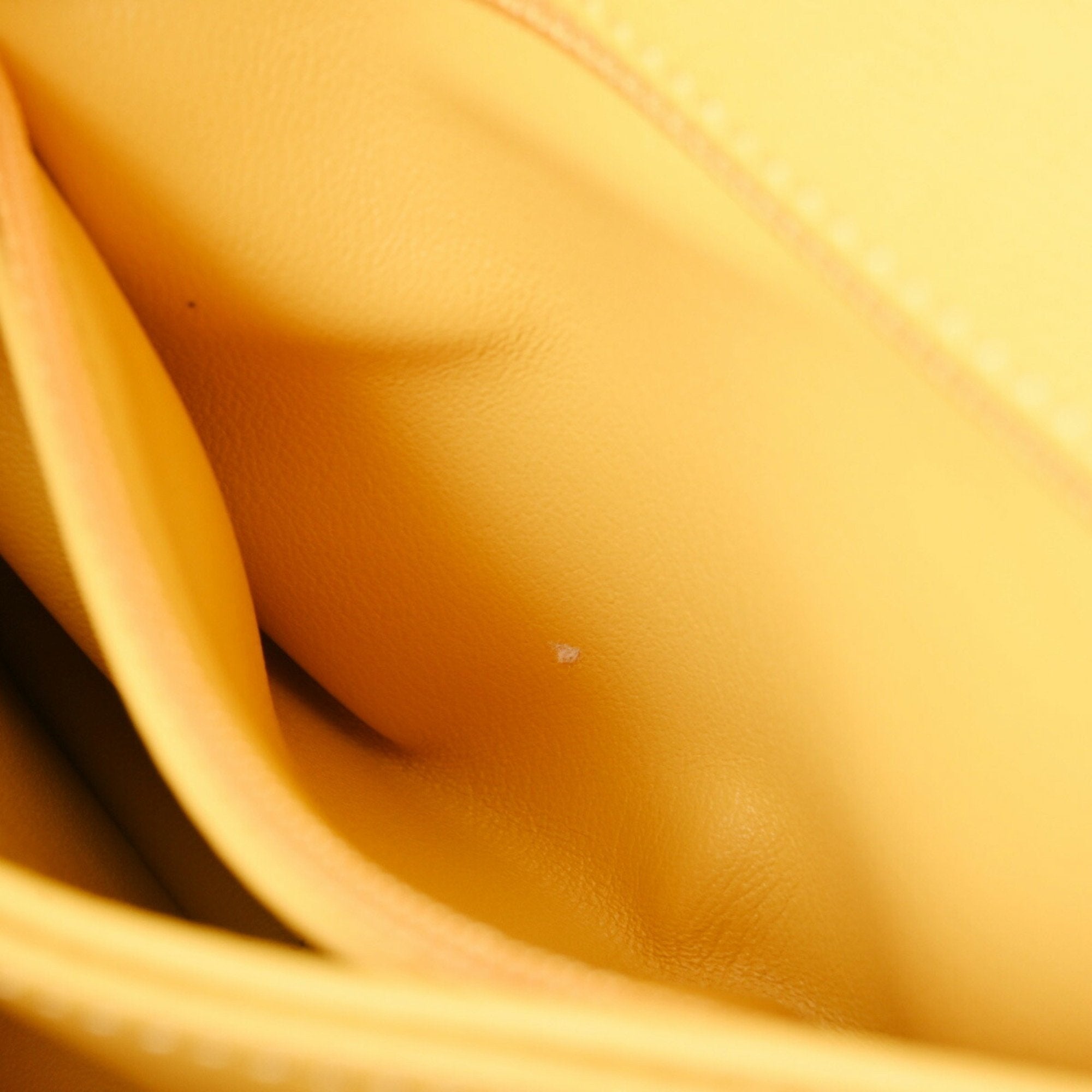 Chanel Yellow Caviar Leather Handbag (Pre-Owned)