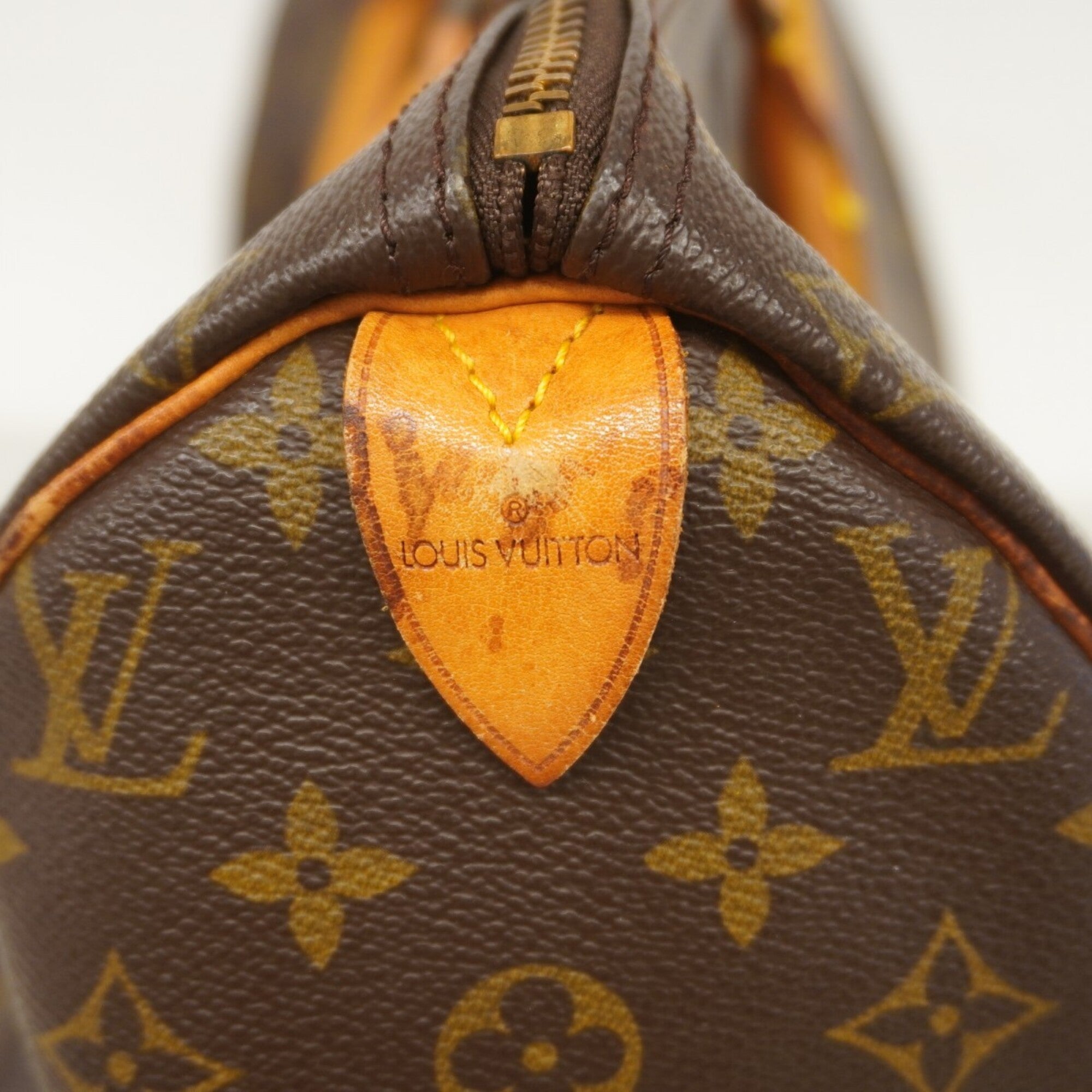 Louis Vuitton Brown Handbag (Pre-Owned)