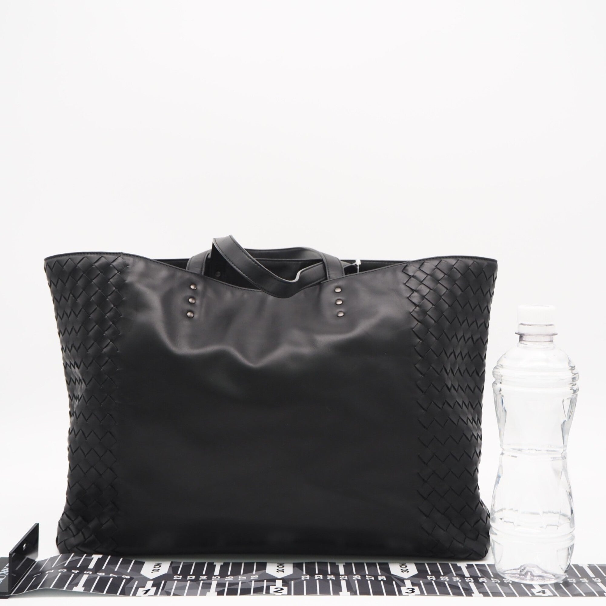 Bottega Veneta Intrecciato Black Leather Handbag Tote Bag (Pre-Owned)