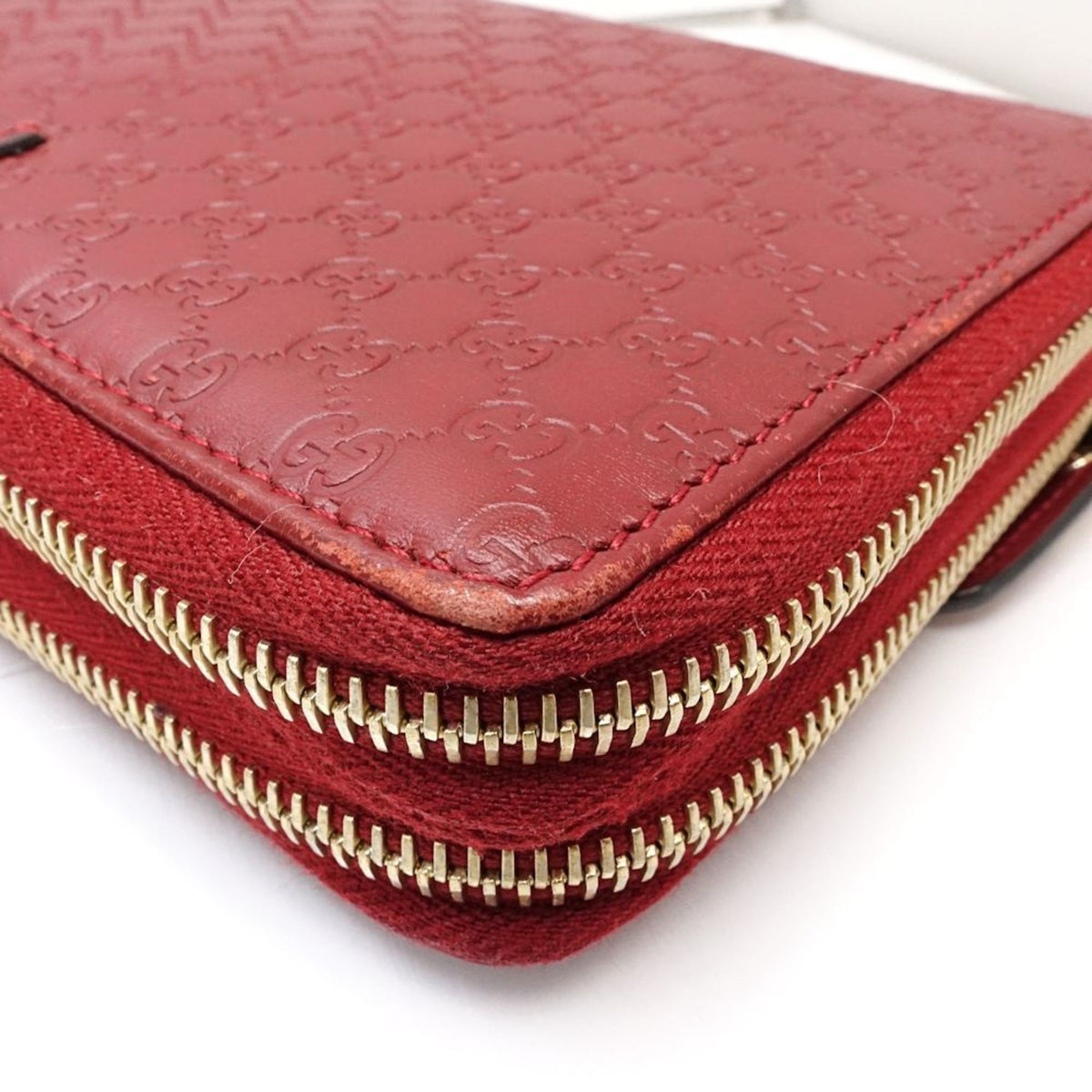 Gucci Red Color Leather Long Wallet (Bi-Fold) (Pre-Owned)
