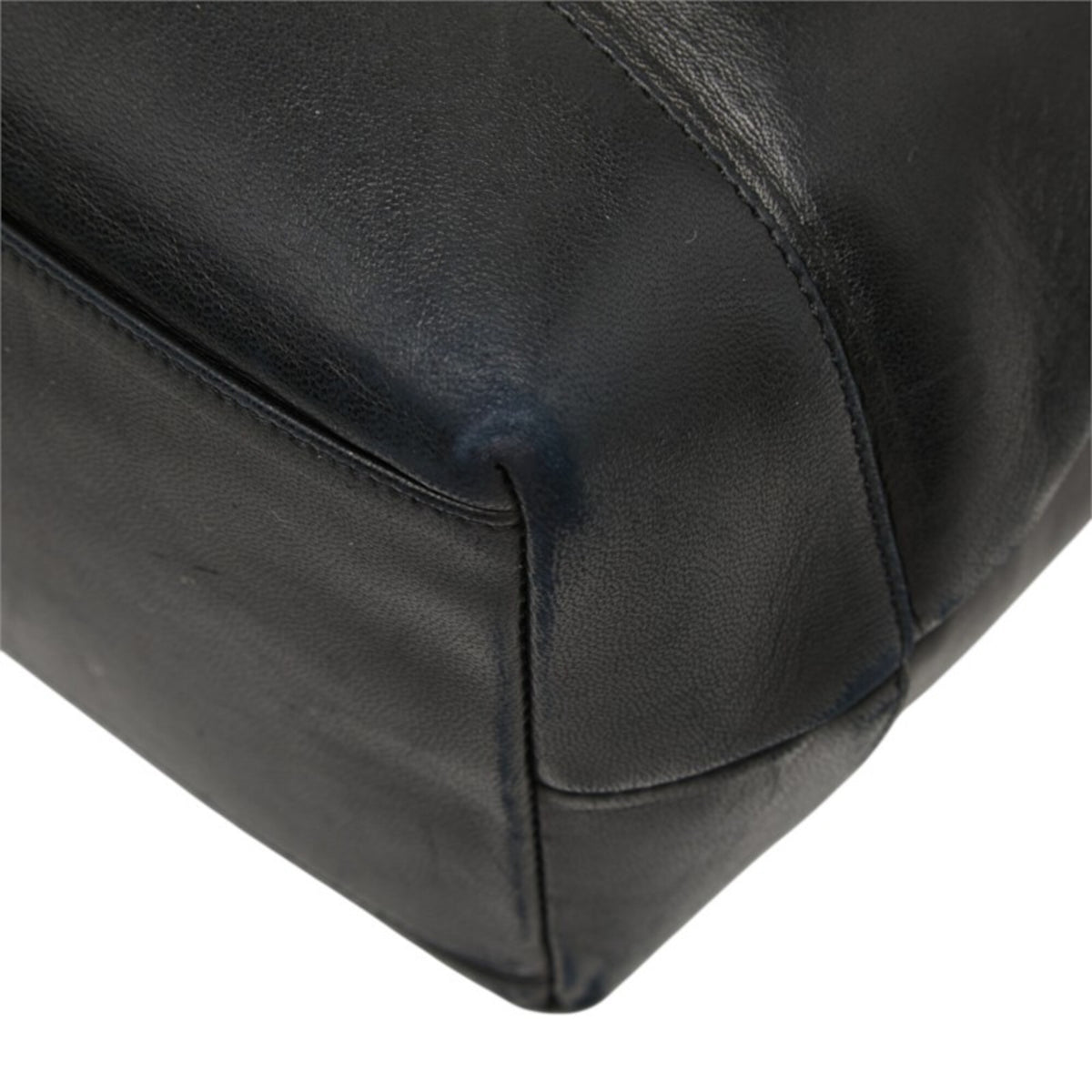 Chanel Black Leather Handbag Tote Bag (Pre-Owned)