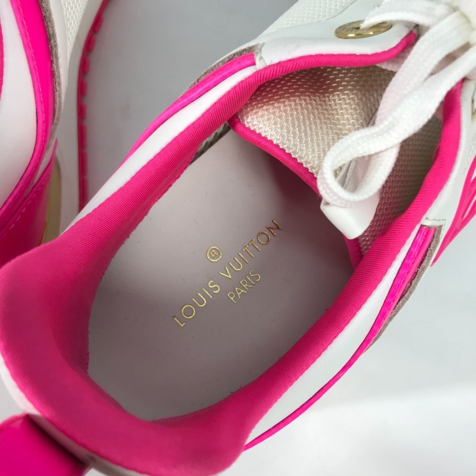Louis Vuitton Pink White Sneakers (Pre-Owned)