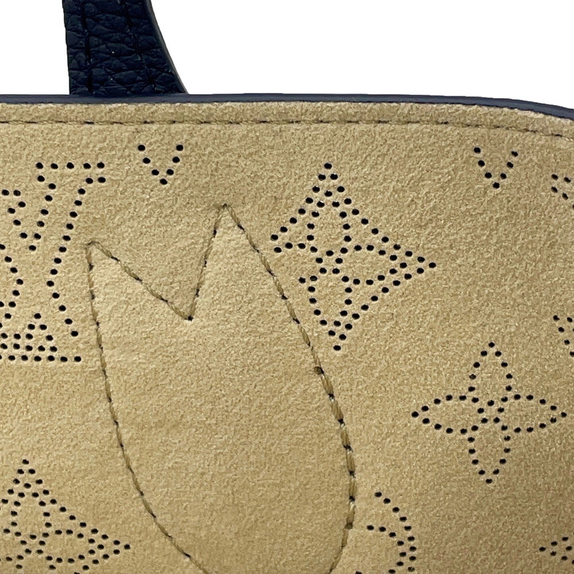 Louis Vuitton Mahina Navy Mahina Leather Handbag Shoulder Bag (Pre-Owned)