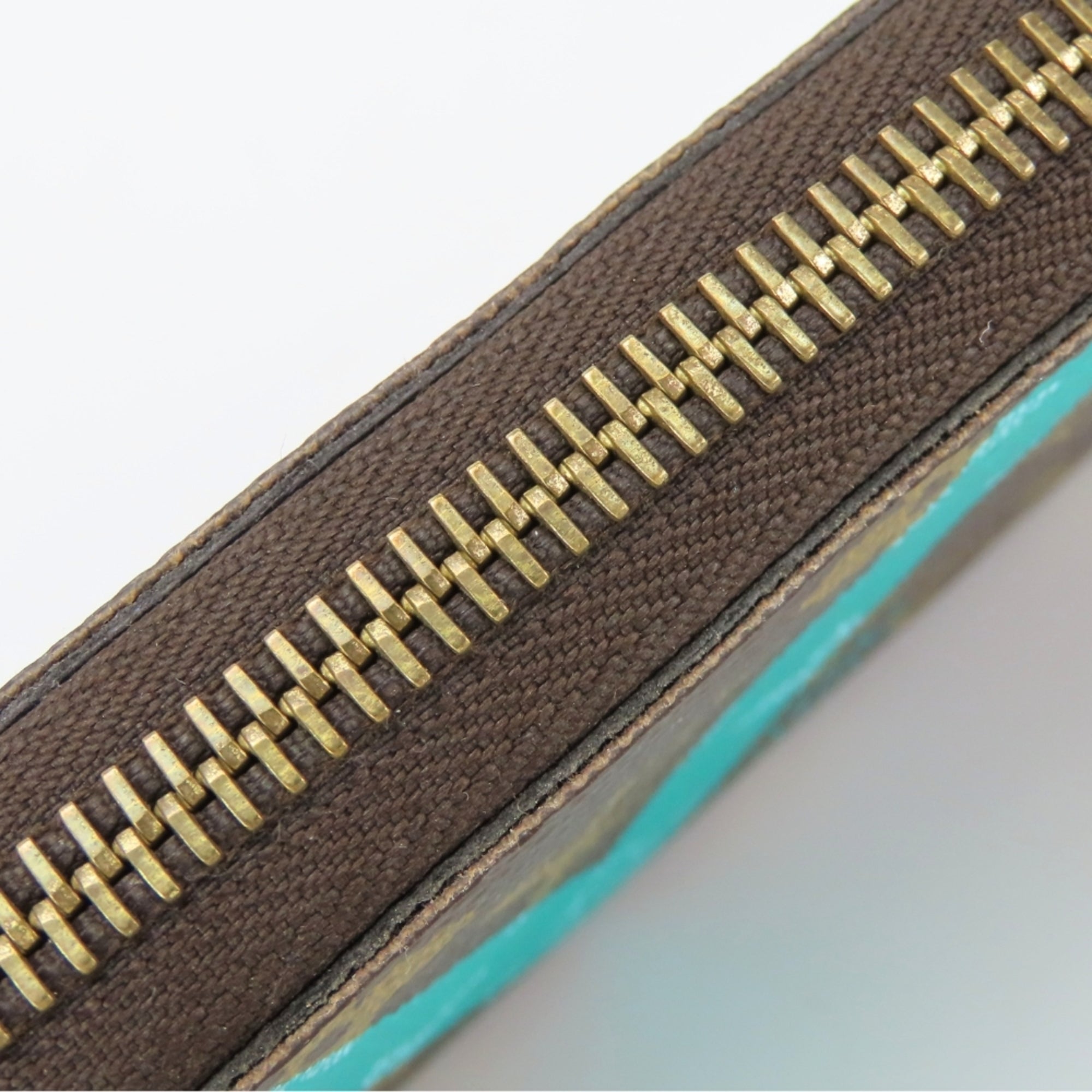 Louis Vuitton Monogram Brown Monogram Long Wallet (Bi-Fold) (Pre-Owned)