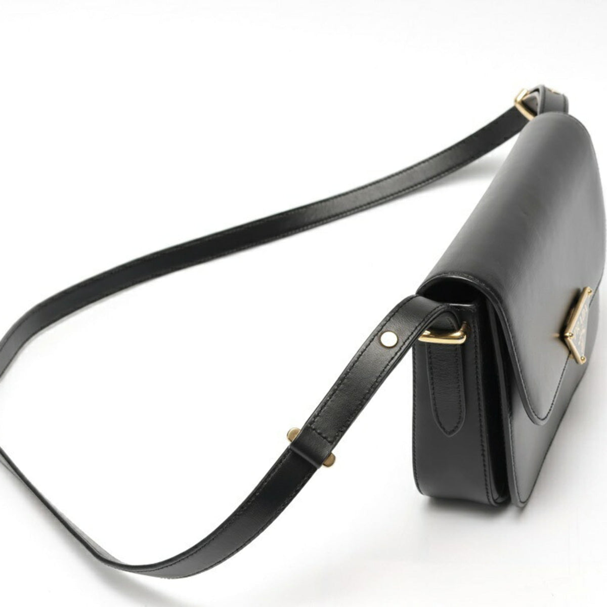 Prada Black Leather Shoulder Bag (Pre-Owned)