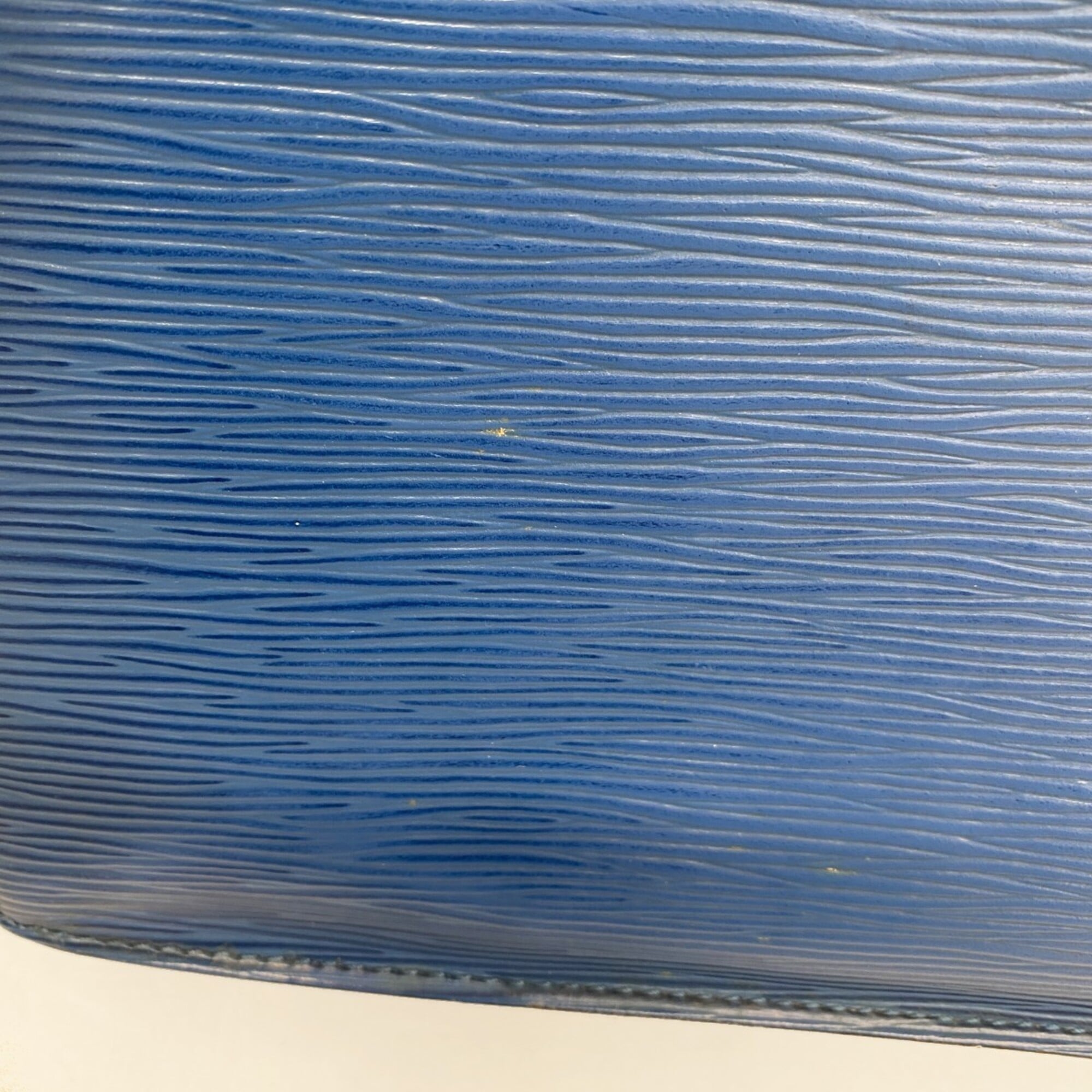 Louis Vuitton Toledo Blue Clutch Bag (Pre-Owned)
