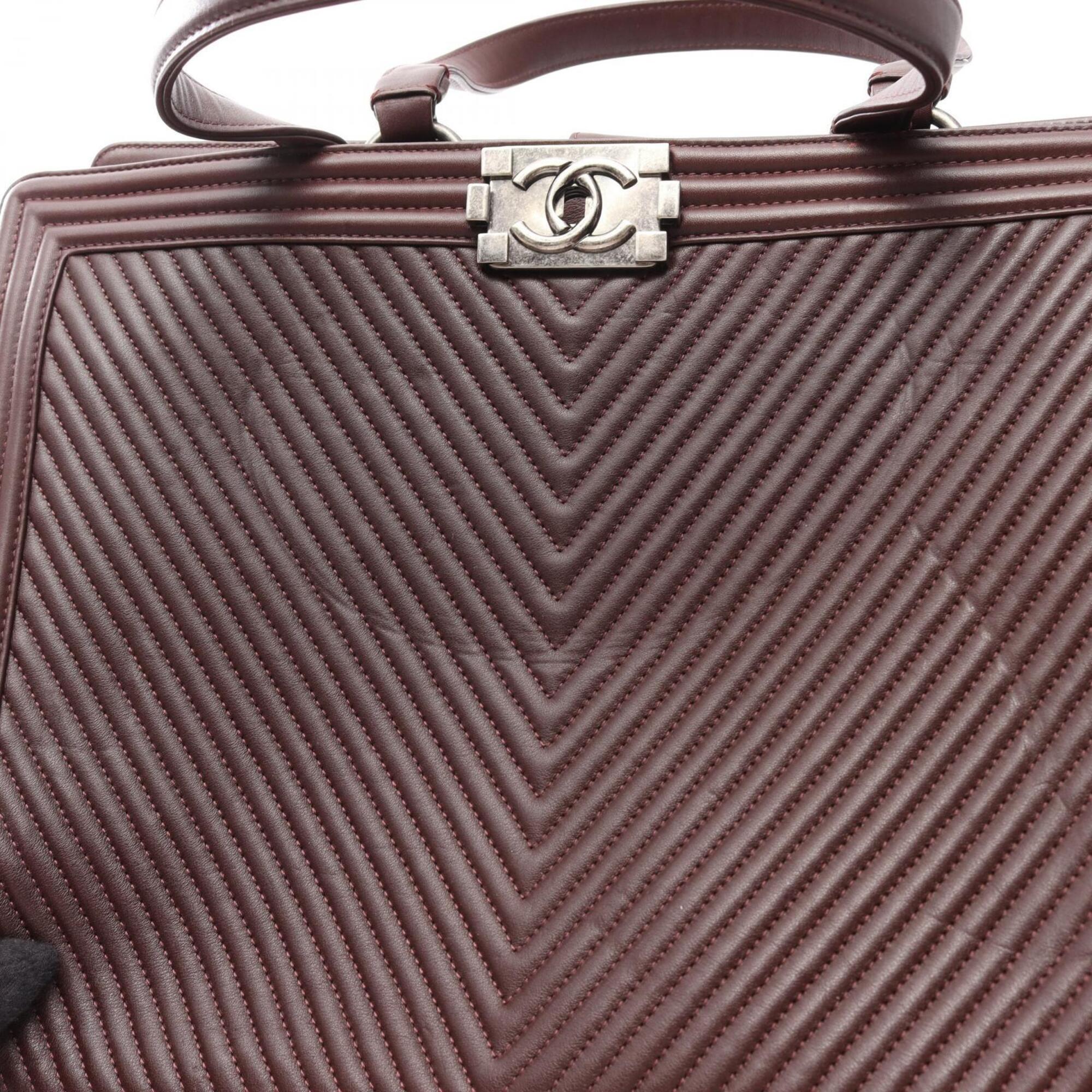 Chanel Bordeaux Leather Handbag Tote Bag (Pre-Owned)