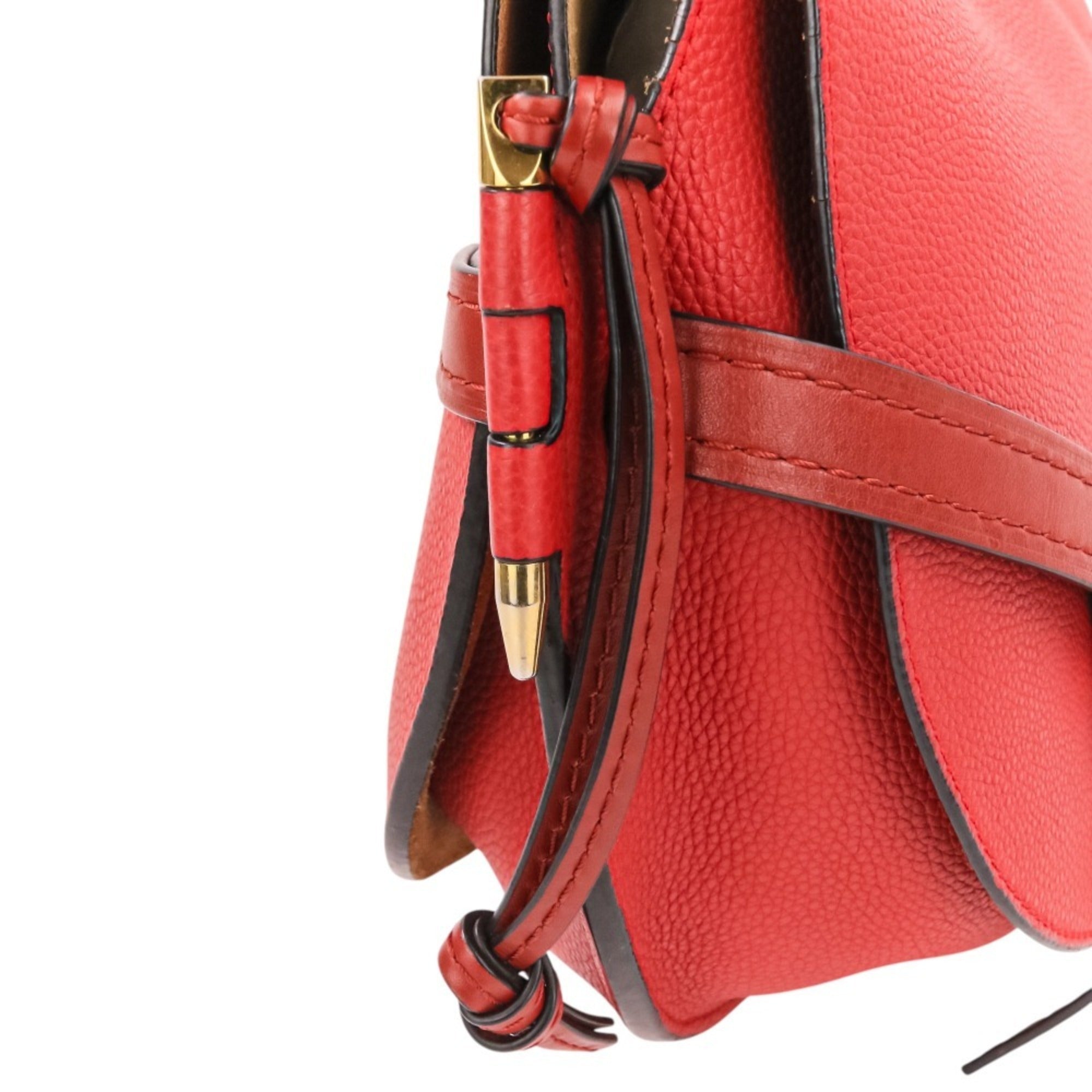 Loewe Red Color Leather Shoulder Bag (Pre-Owned)