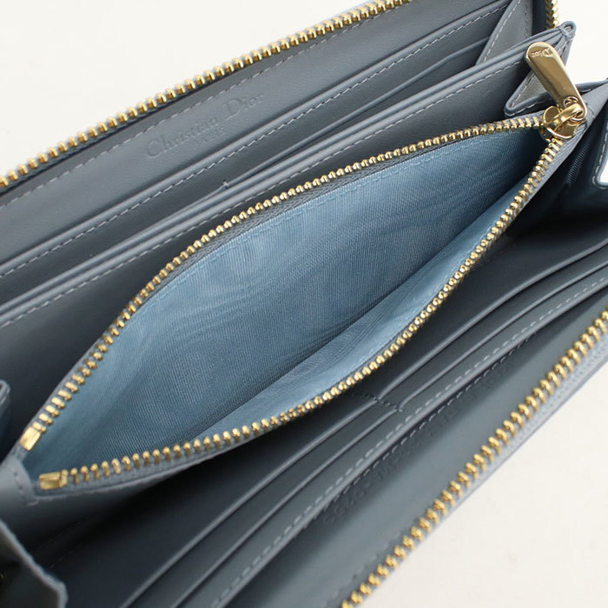 Christian Dior Blue Leather Long Wallet (Bi-Fold) (Pre-Owned)