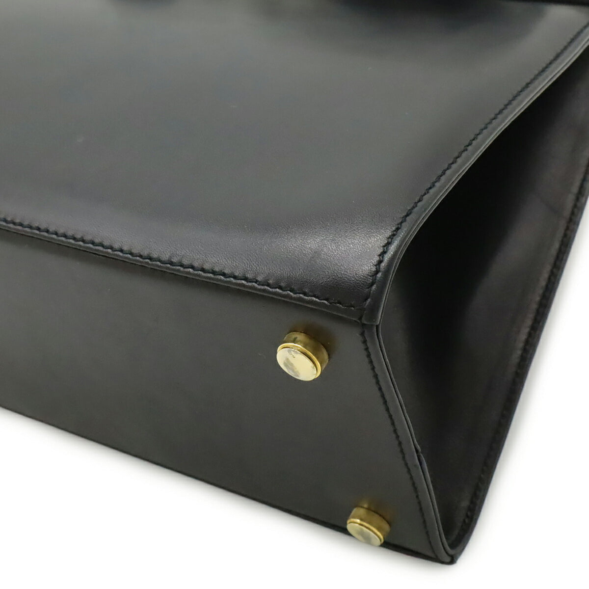 Salvatore Ferragamo Vara Black Leather Handbag Shoulder Bag (Pre-Owned)