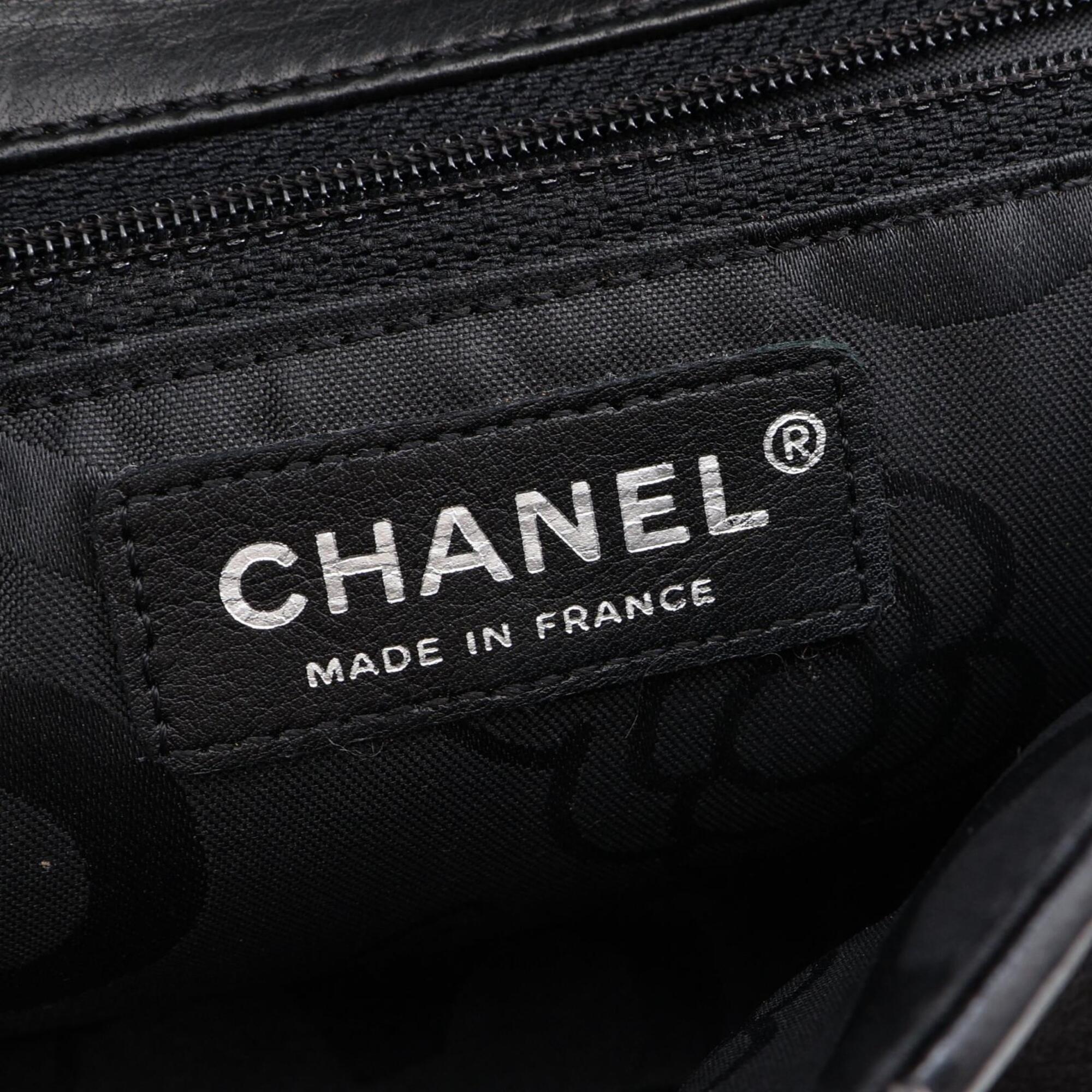 Chanel Black Leather Handbag Shoulder Bag (Pre-Owned)