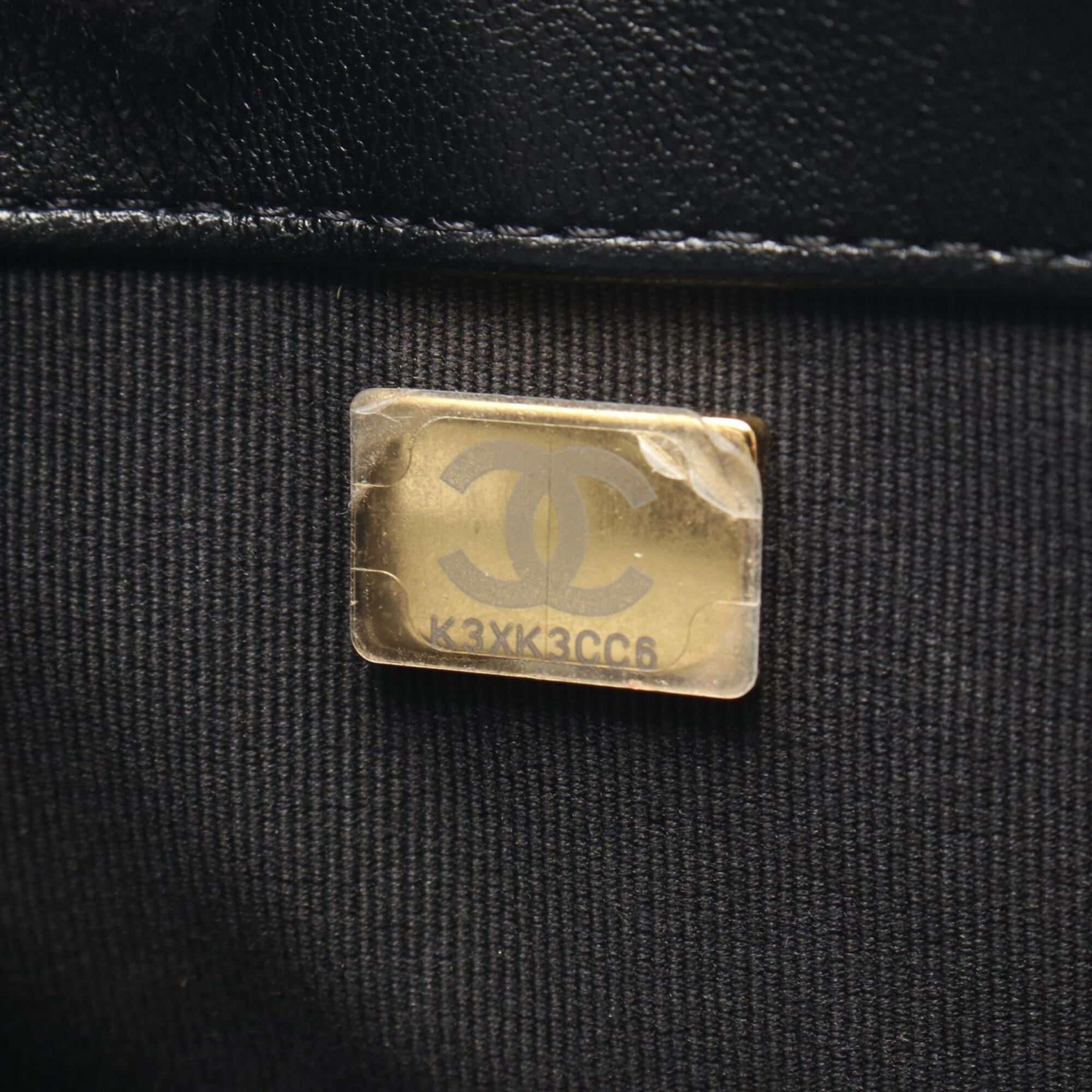 Chanel Black Leather Handbag Shoulder Bag (Pre-Owned)
