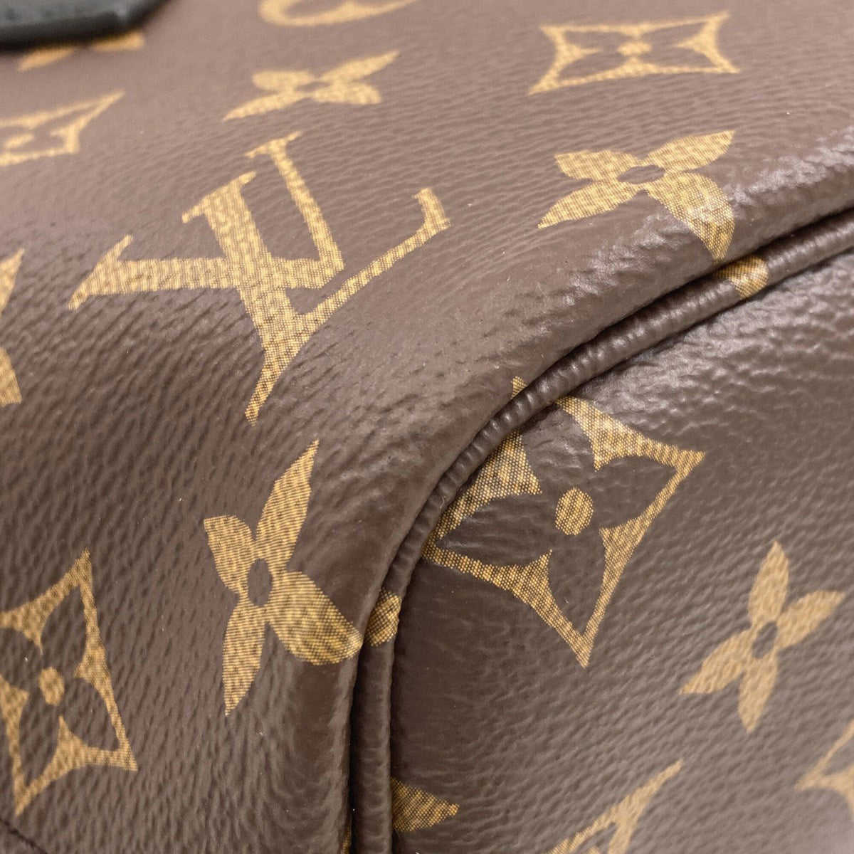Louis Vuitton Black Monogram Monogram Canvas Handbag (Pre-Owned)